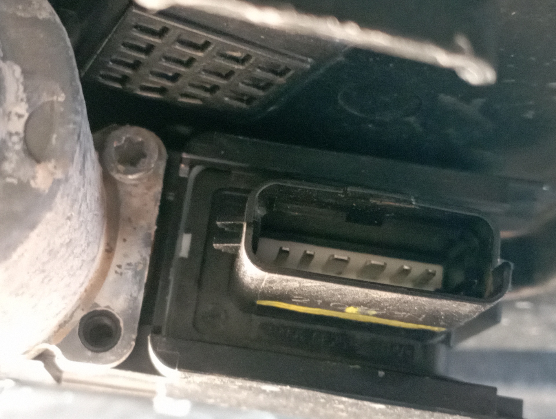 ELEVALUNAS DELANTERO IZQUIERDO KIA XCEED - vista 3