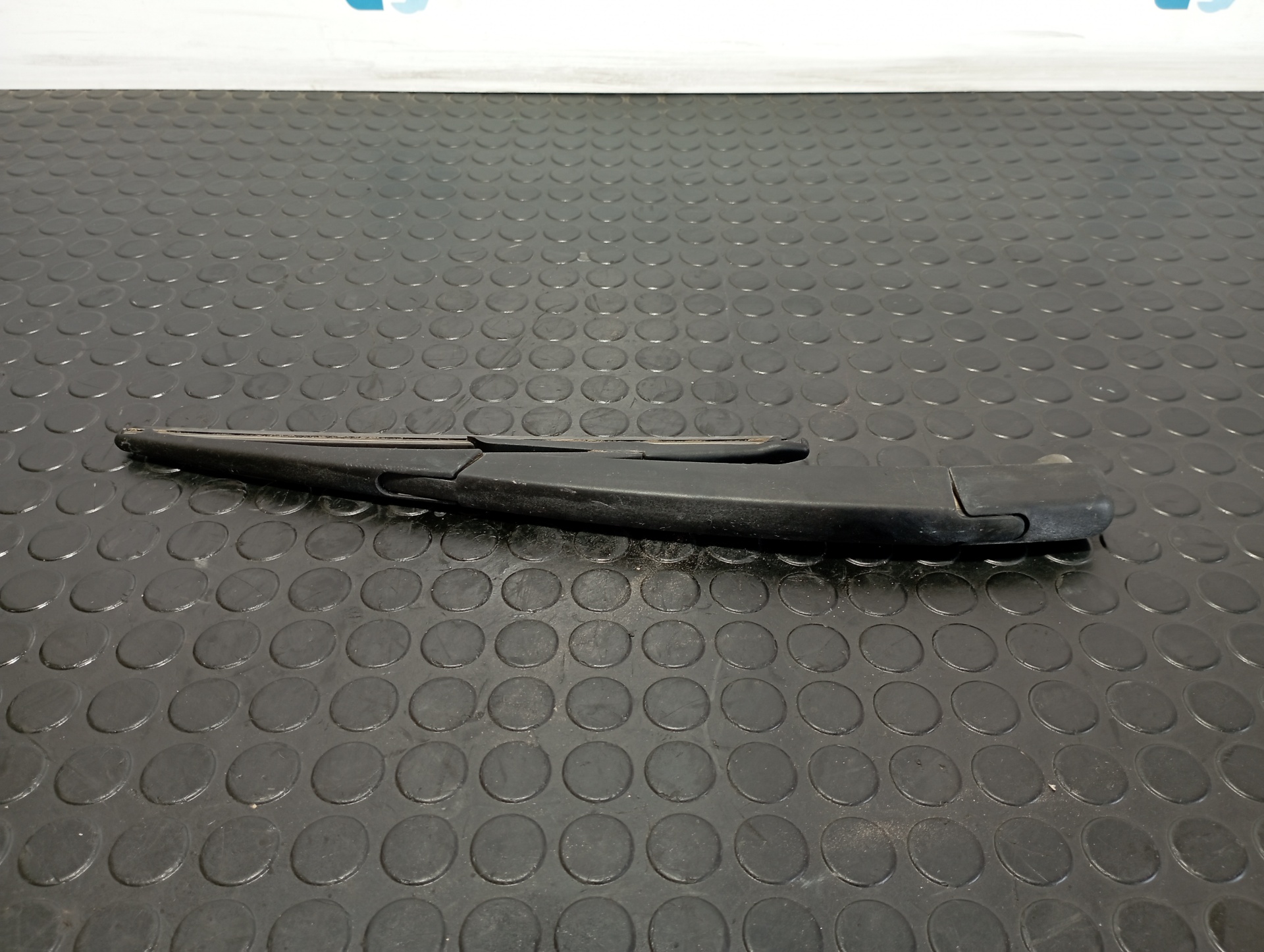 BRAZO LIMPIA TRASERO PEUGEOT 3008 - vista 2