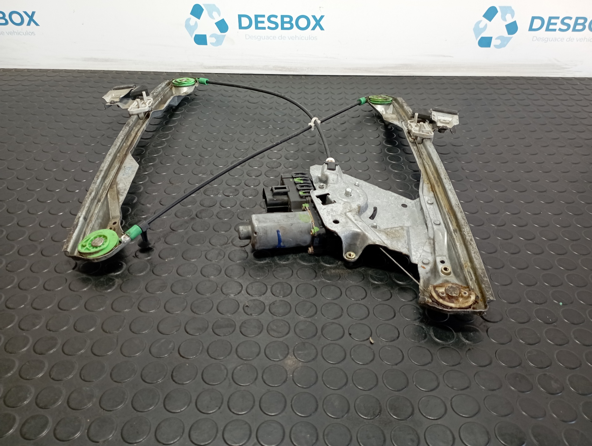 ELEVALUNAS DELANTERO DERECHO FORD FOCUS BERLINA (CAK) - vista 2