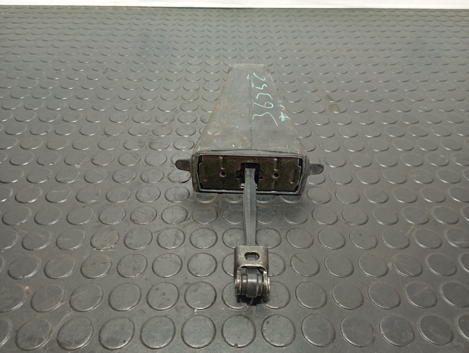 RETENEDOR PUERTA DERECHA BMW SERIE 5 BERLINA (E60) - vista 3