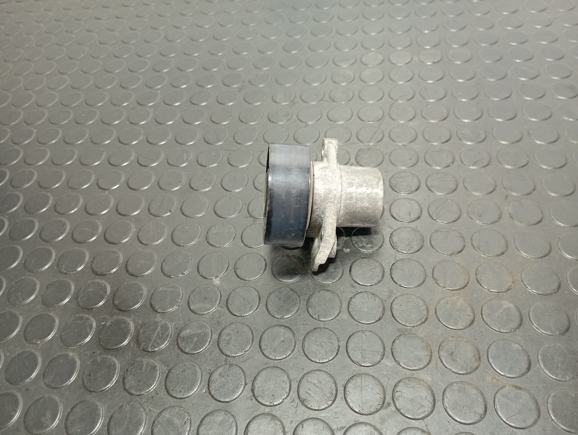 TENSOR CORREA AUXILIAR VOLKSWAGEN POLO - vista 2