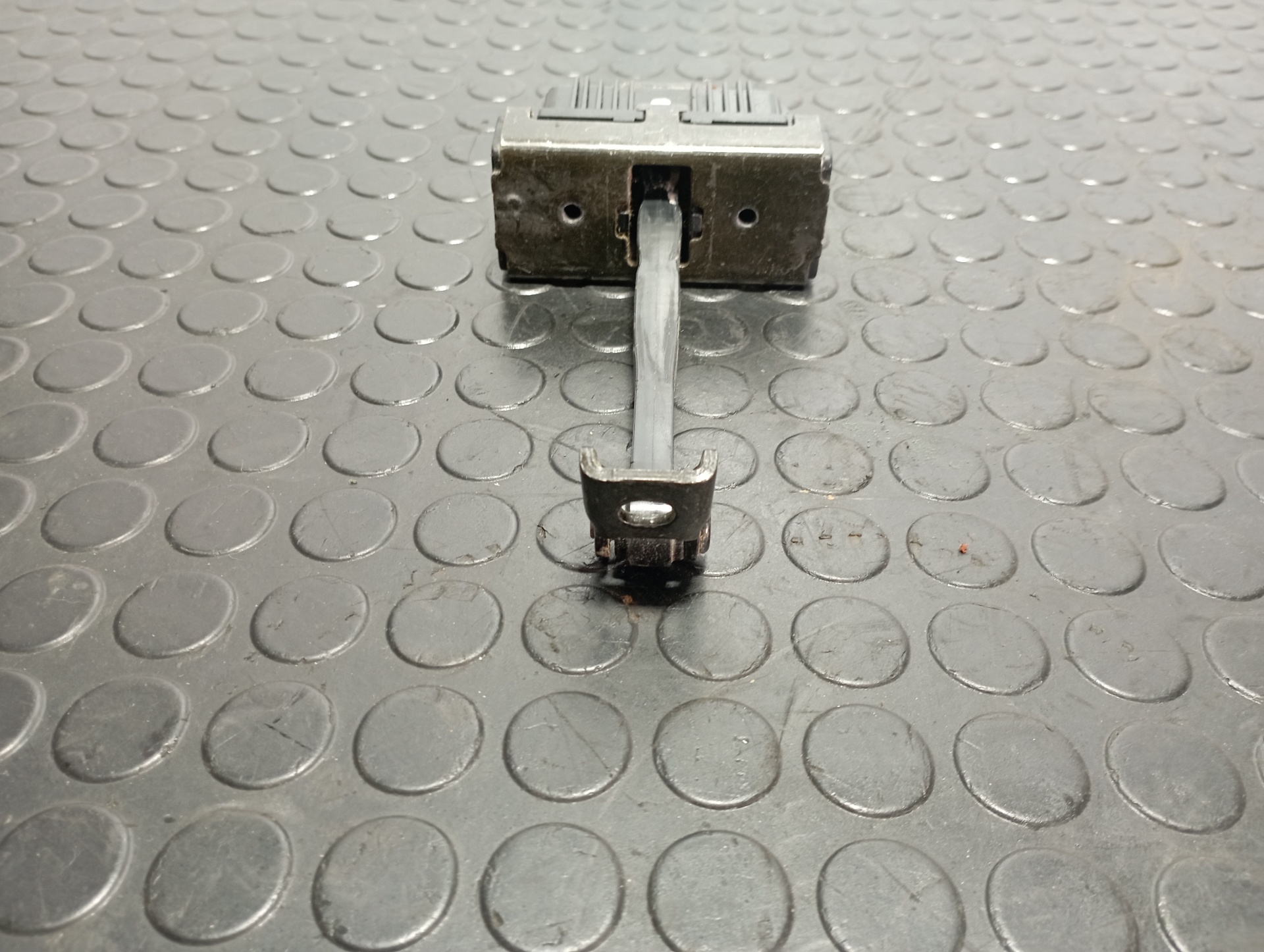 RETENEDOR PUERTA IZQUIERDA  BMW SERIE 5 BERLINA (E60) - vista 3