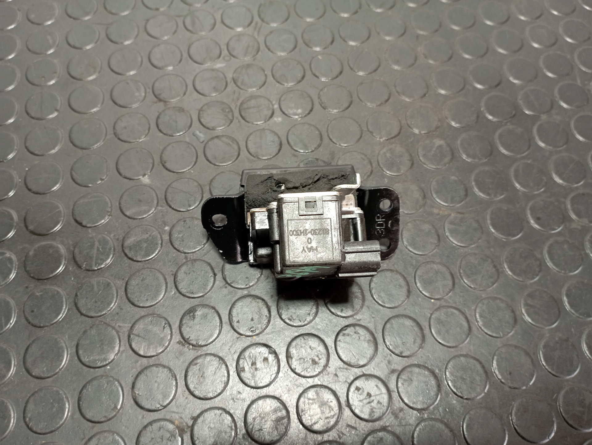 CERRADURA MALETERO / PORTON HYUNDAI IX35 - vista 2