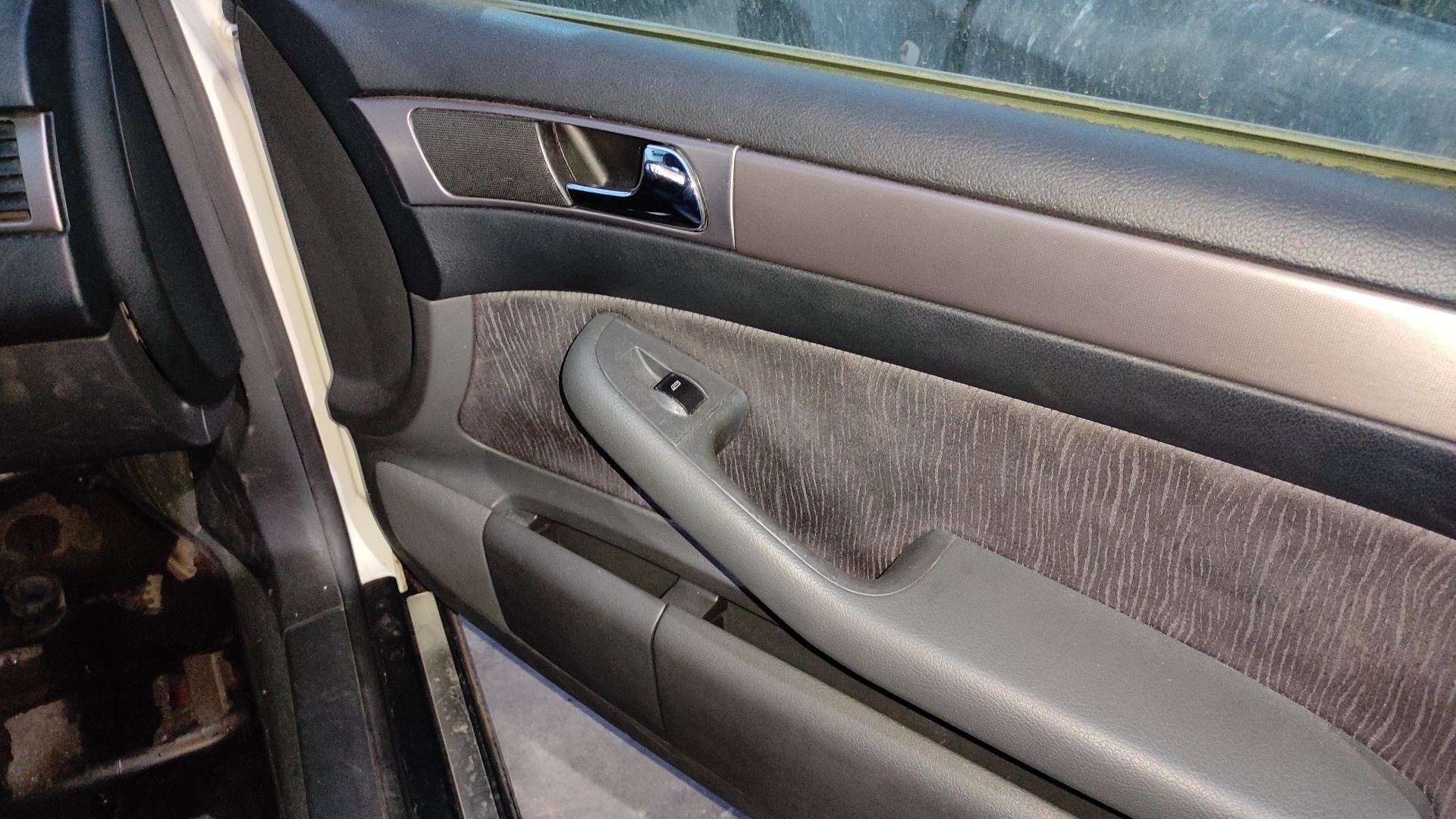 CENTRALITA MOTOR UCE AUDI A6 AVANT (4B5) - vista 10