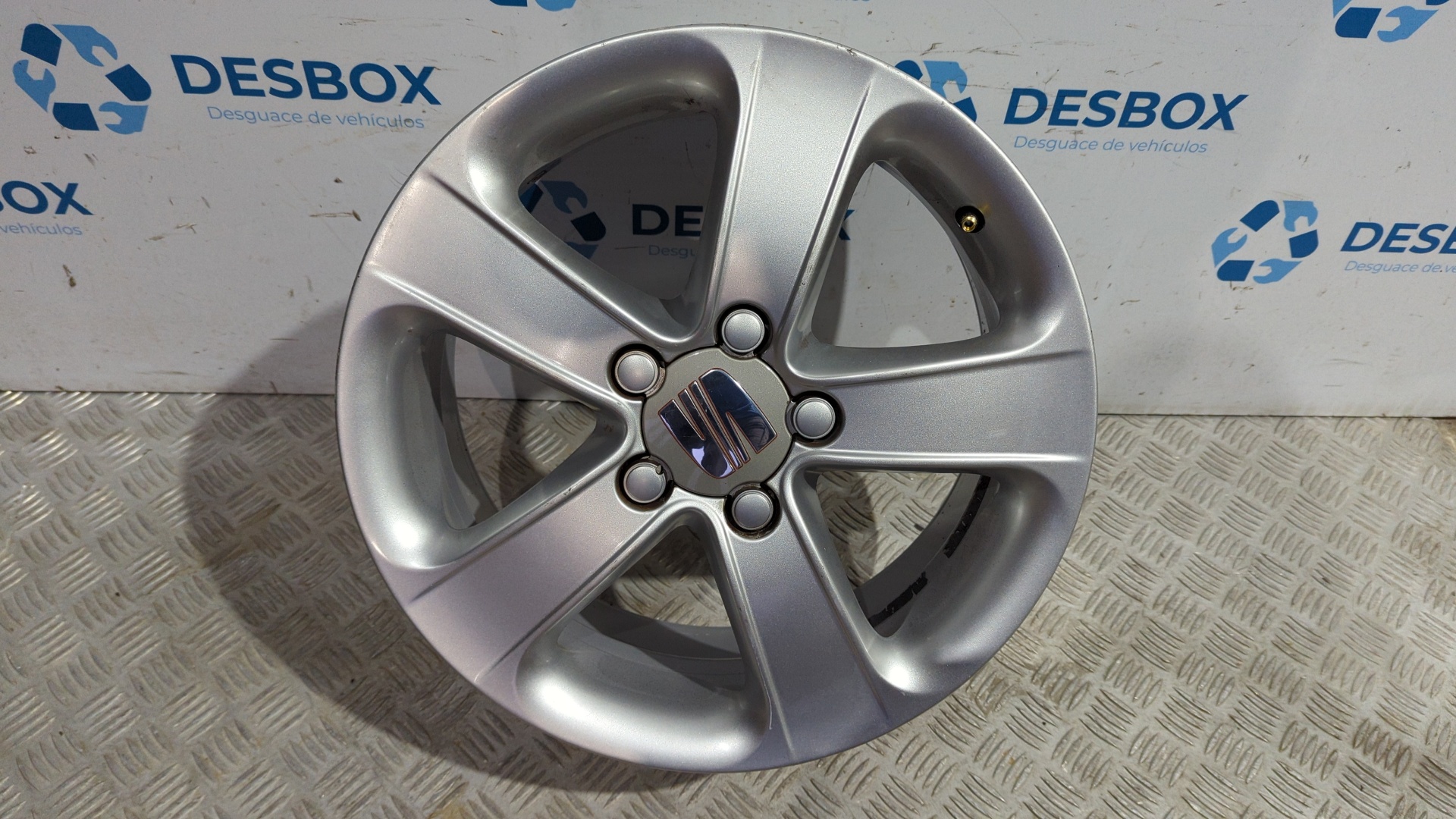 JUEGO LLANTAS SEAT LEON (1P1) - vista 2