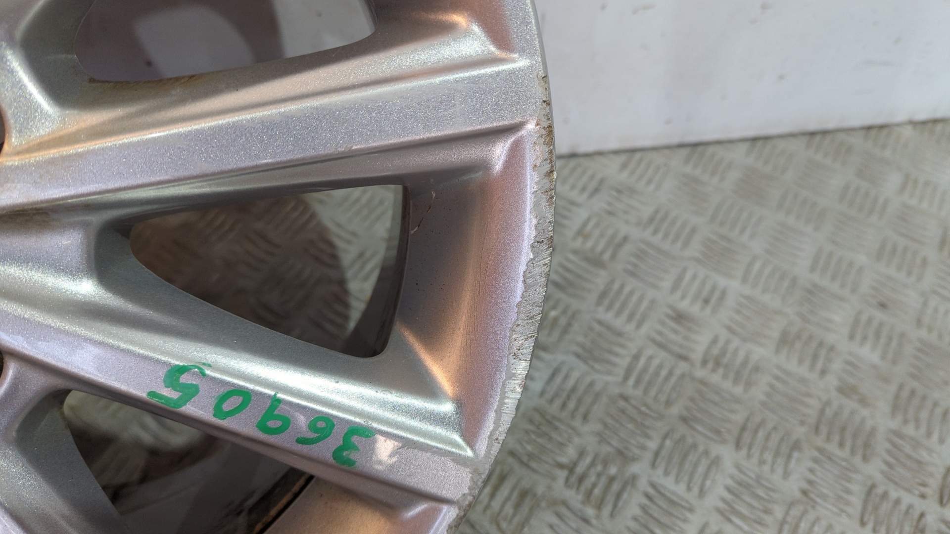 JUEGO LLANTAS FORD FOCUS LIM. (CB8) - vista 5