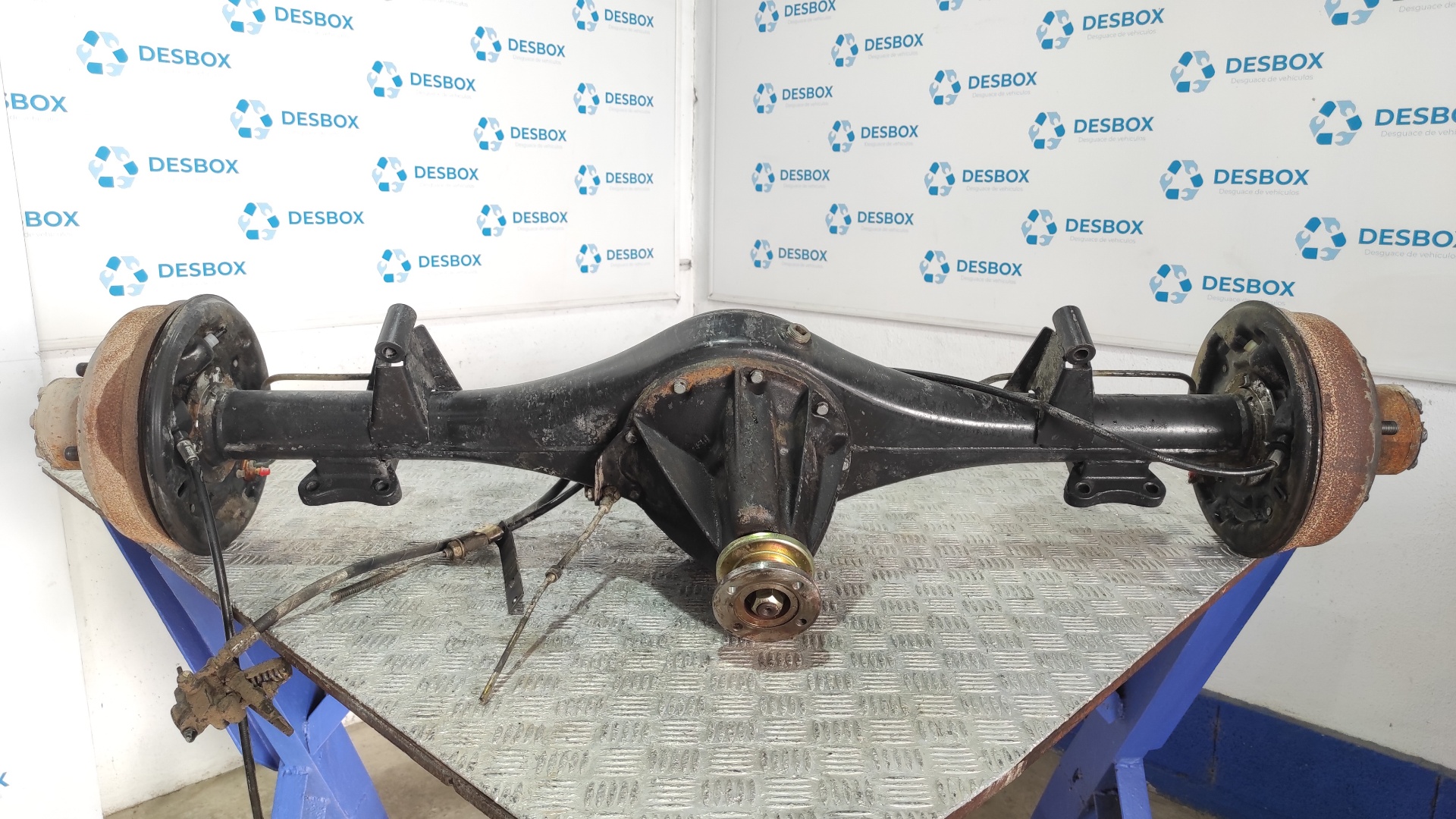 PUENTE TRASERO NISSAN TRADE