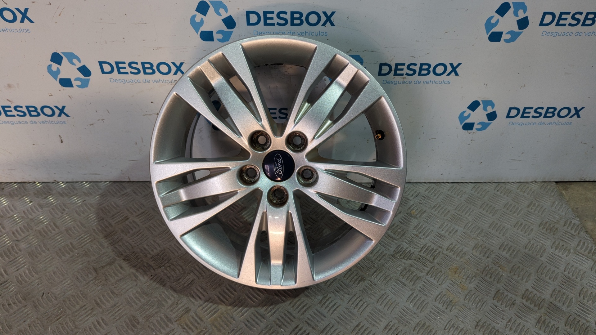 JUEGO LLANTAS FORD FOCUS LIM. (CB4) - vista 3