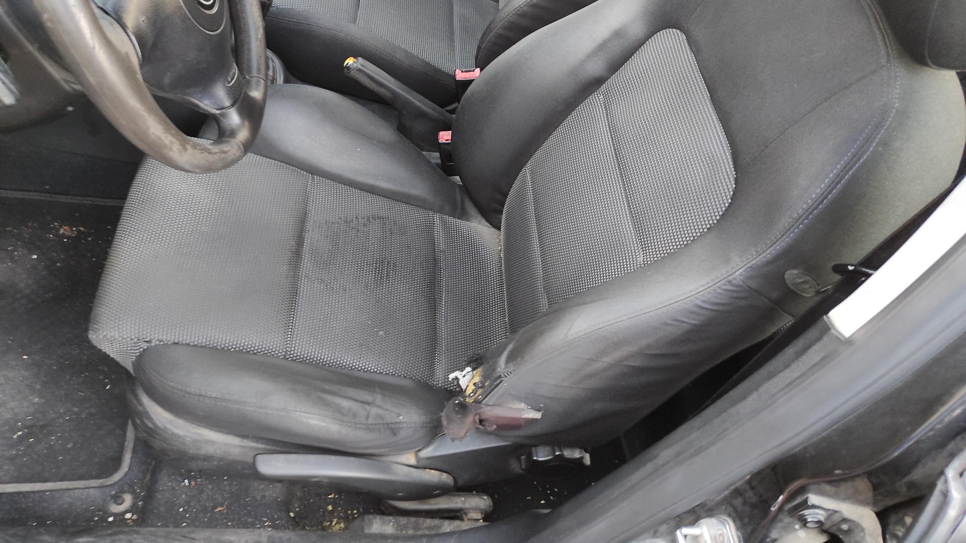 LUNA DELANTERA IZQUIERDA SEAT LEON (1M1) - vista 7