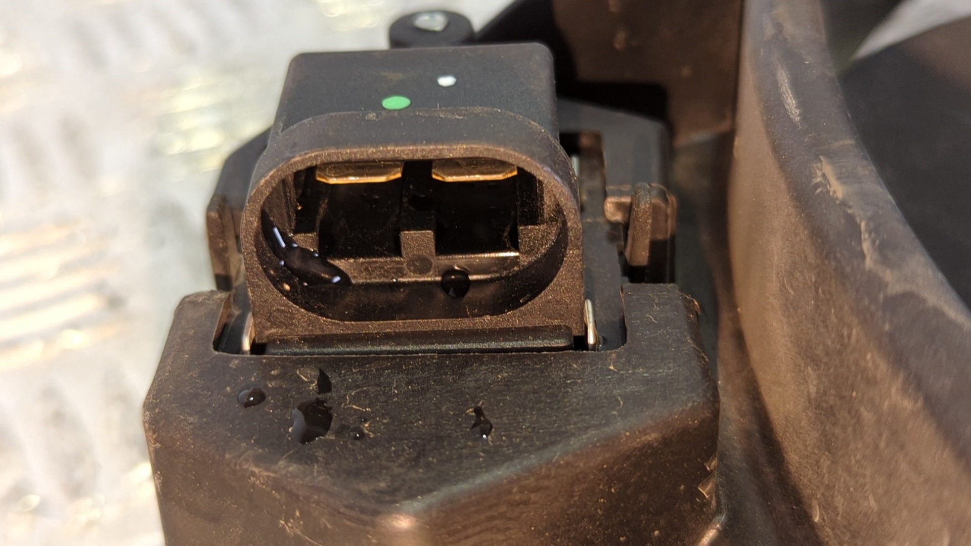 ELECTROVENTILADOR RENAULT MEGANE III BERLINA 5 P - vista 4