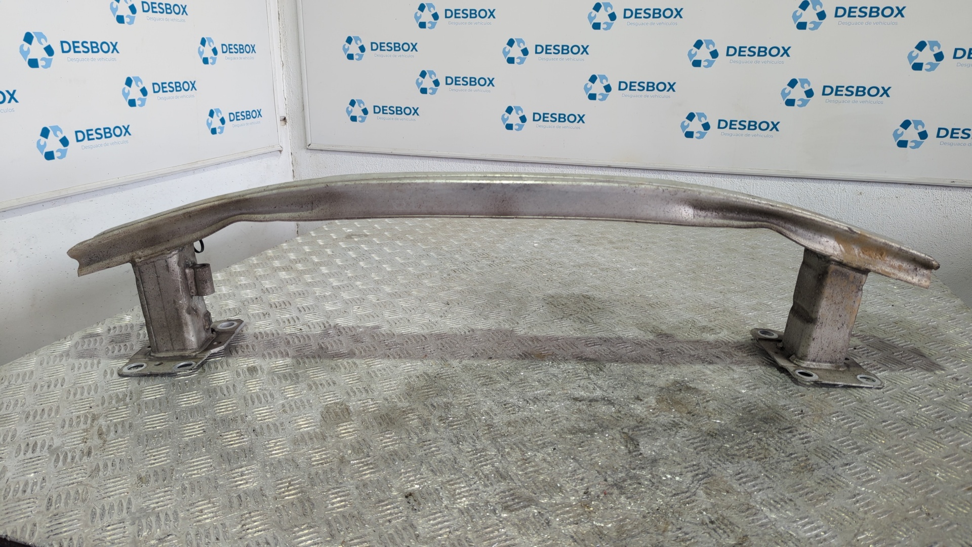 REFUERZO PARAGOLPES DELANTERO RENAULT MEGANE III BERLINA 5 P - vista 3