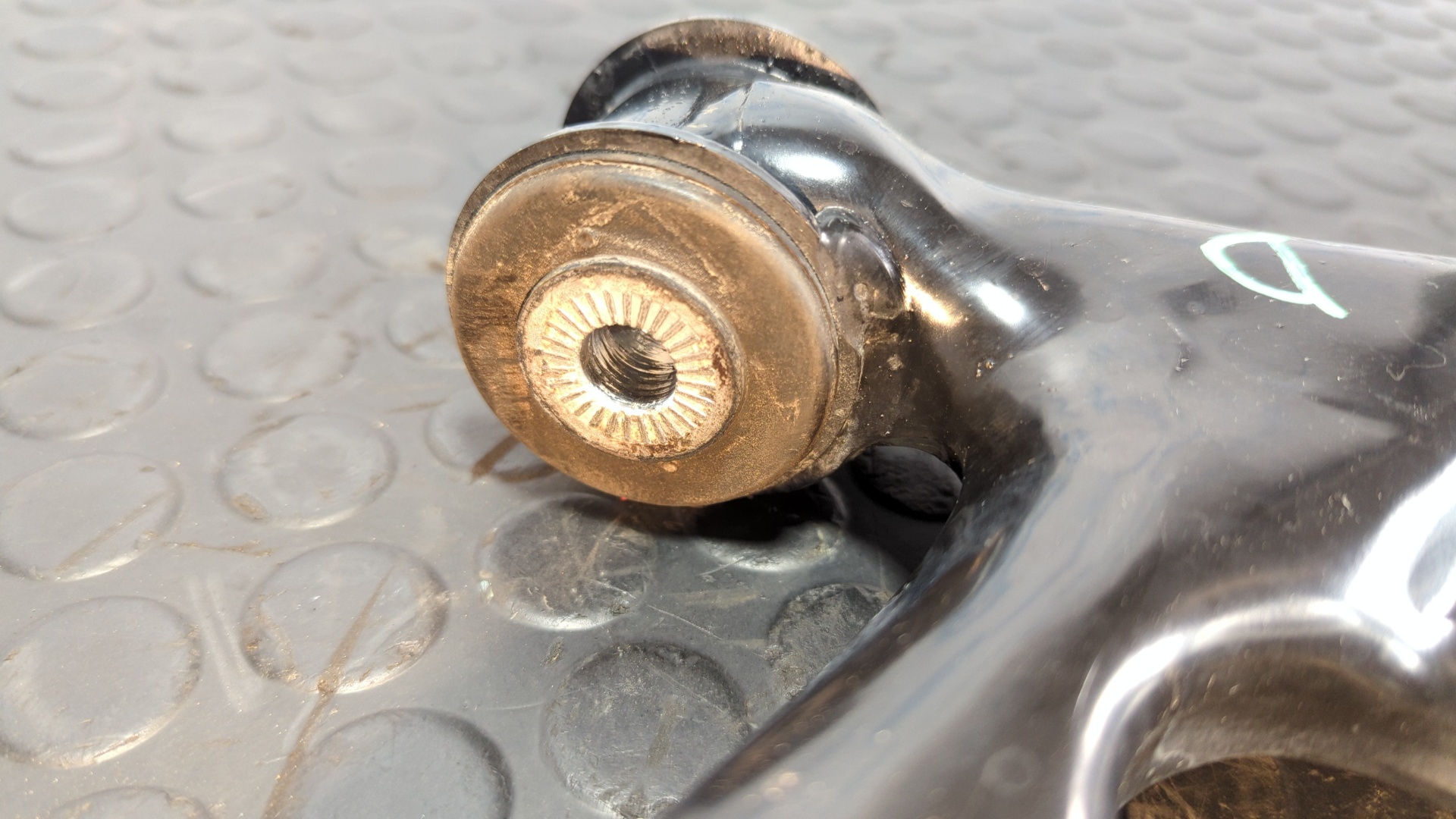 BRAZO DERECHO INFERIOR DELANTERO AUDI Q3 (F3B) - vista 4