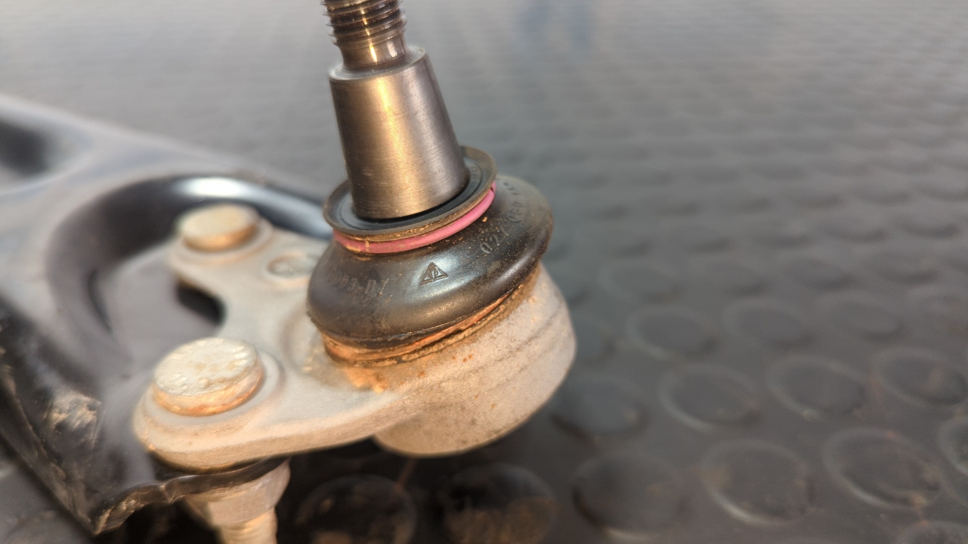 BRAZO DERECHO INFERIOR DELANTERO AUDI Q3 (F3B) - vista 2