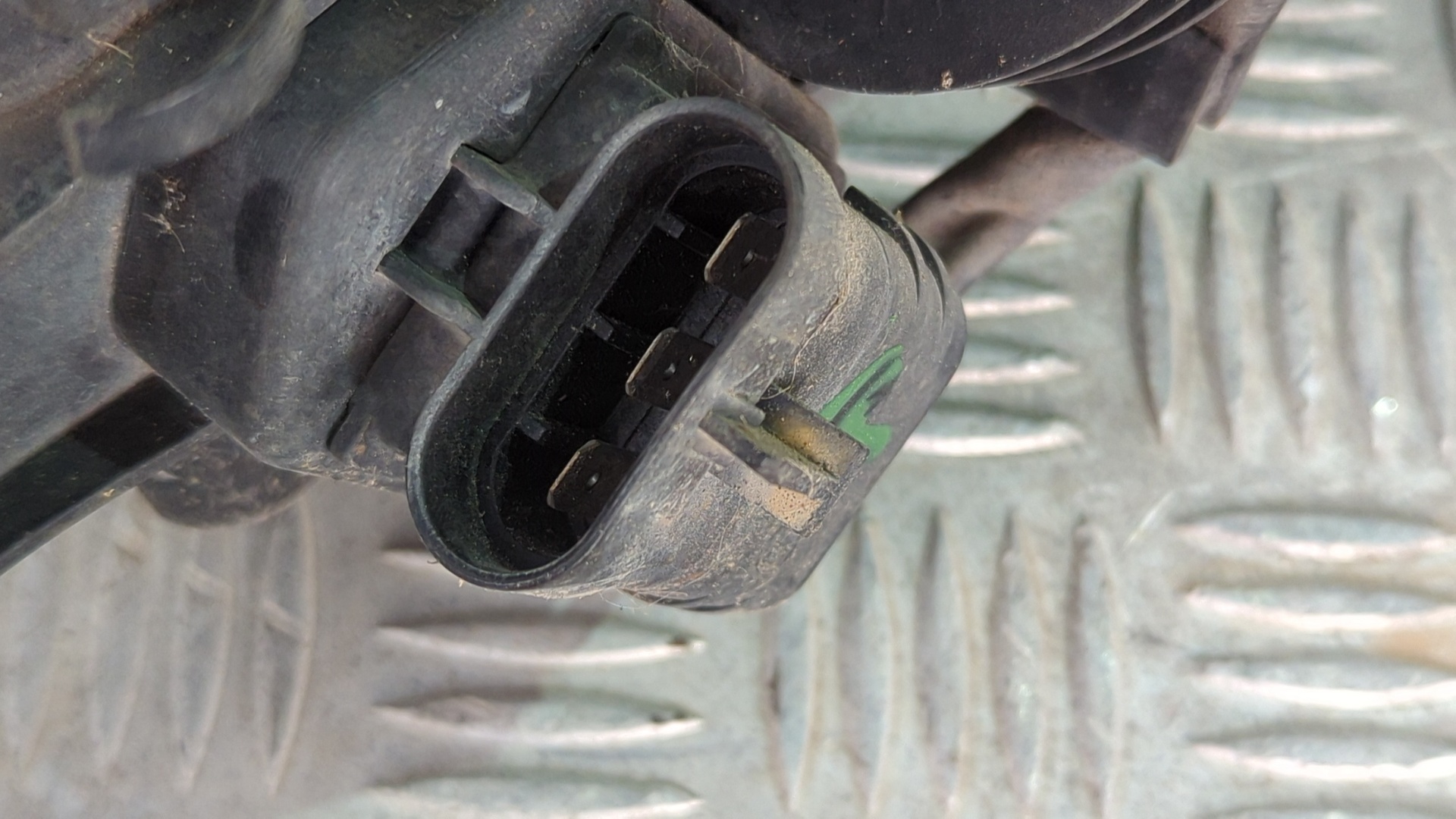 ELECTROVENTILADOR OPEL COMBO (CORSA C) - vista 3