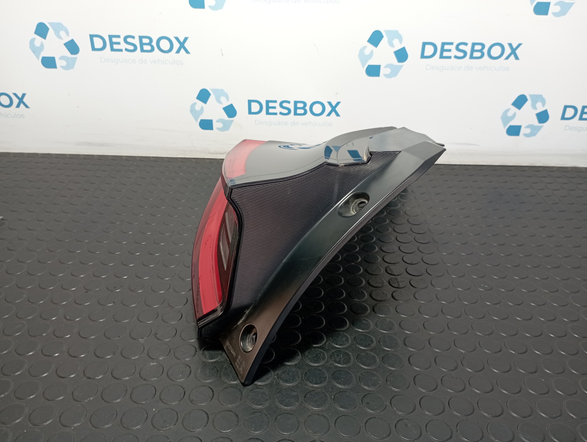 PILOTO TRASERO IZQUIERDO TOYOTA YARIS (XP21) - vista 4