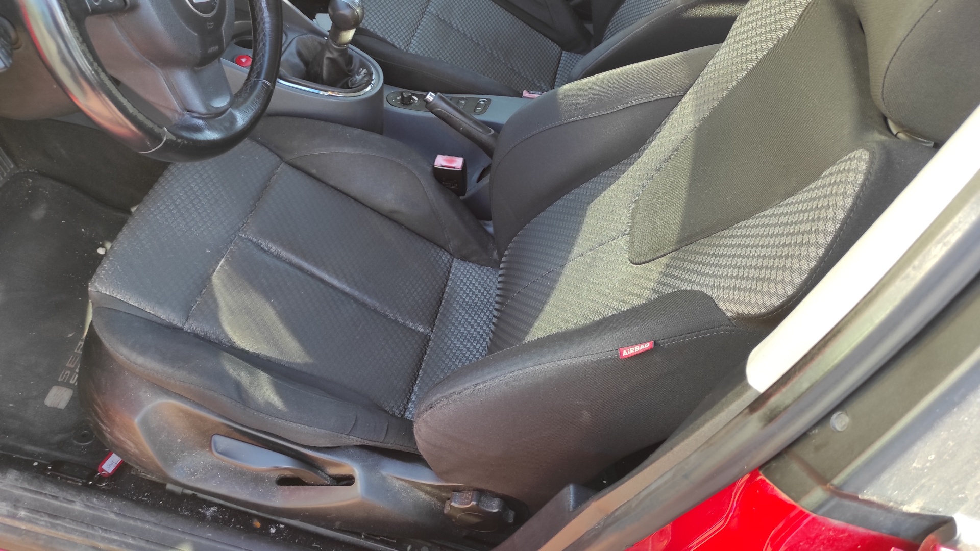 REJILLA DELANTERA SEAT LEON (1P1) - vista 16