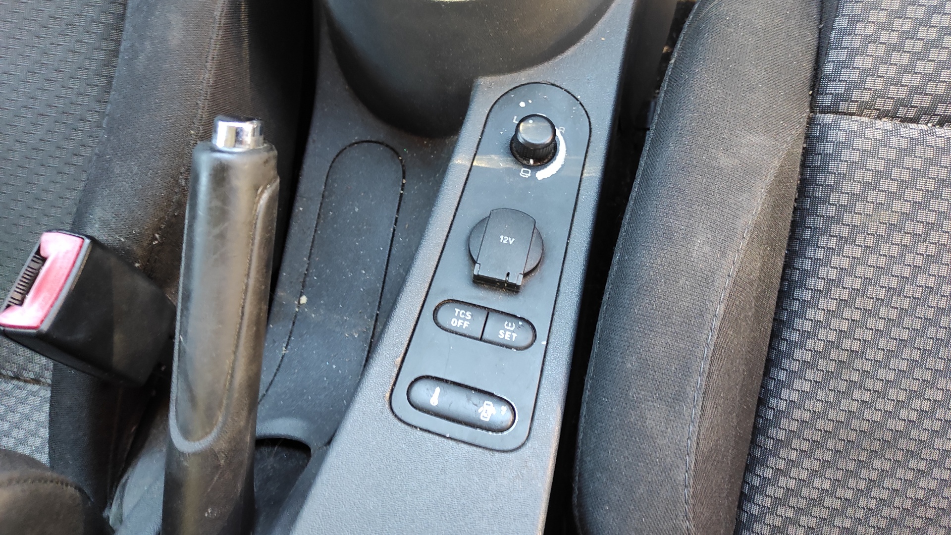 REJILLA DELANTERA SEAT LEON (1P1) - vista 6