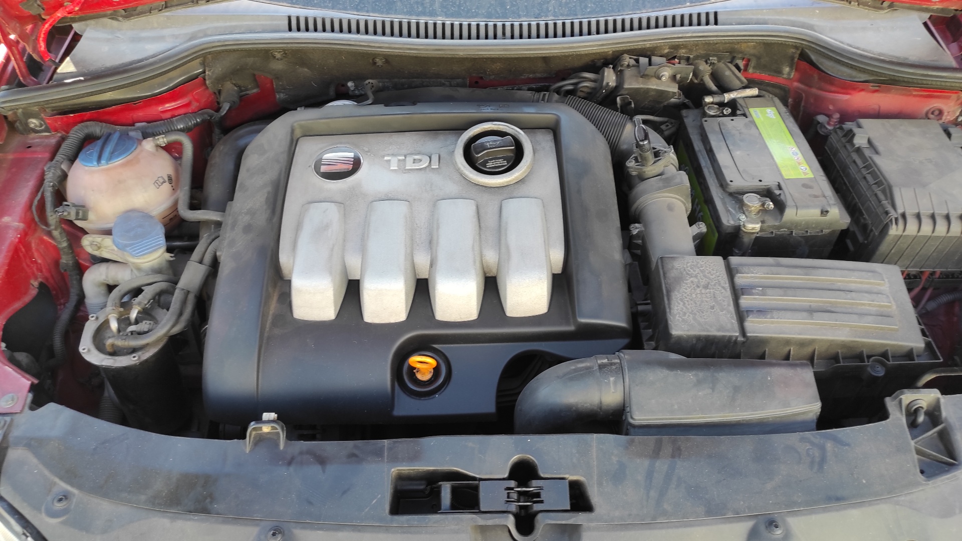 REJILLA DELANTERA SEAT LEON (1P1) - vista 3