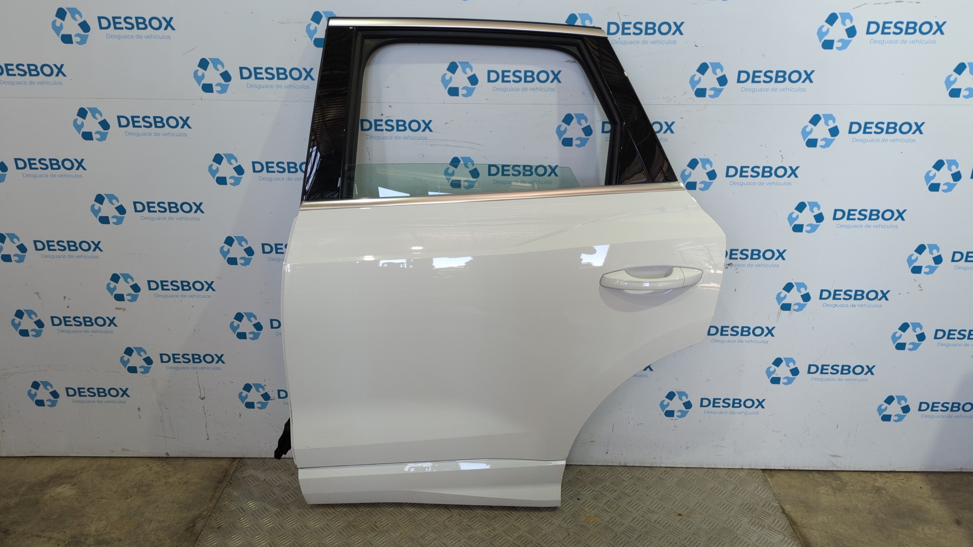 PUERTA TRASERA IZQUIERDA AUDI Q3 (F3B)