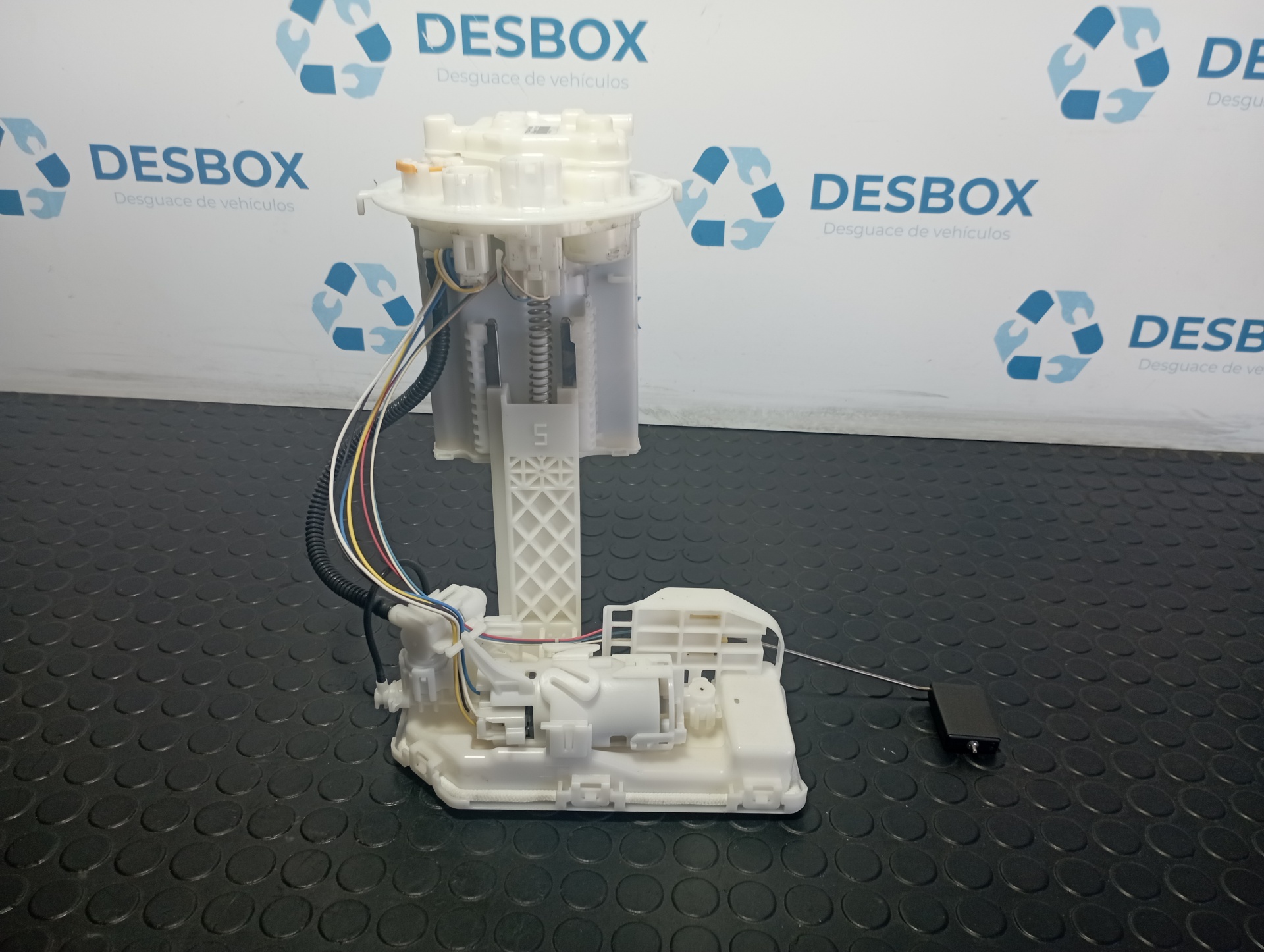 AFORADOR TOYOTA YARIS (XP21) - vista 2