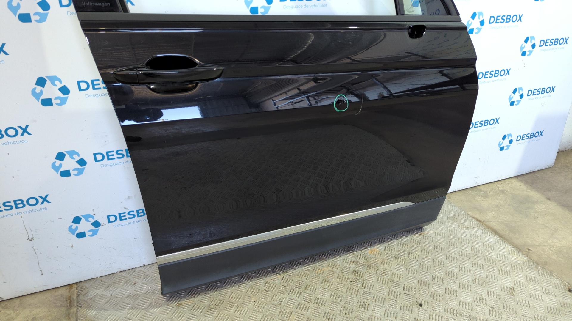 PUERTA DELANTERA DERECHA VOLKSWAGEN TIGUAN - vista 3