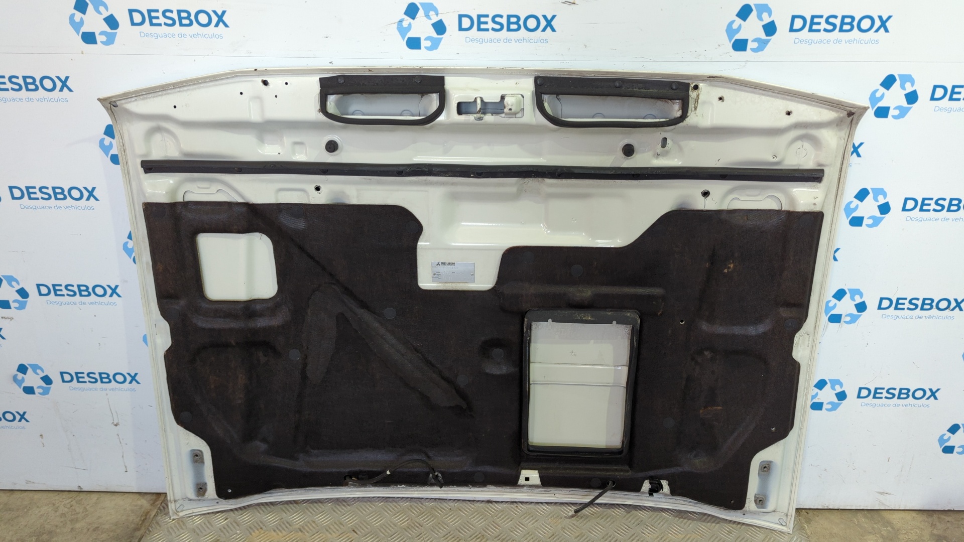 CAPO MITSUBISHI PAJERO 2.5 - vista 2