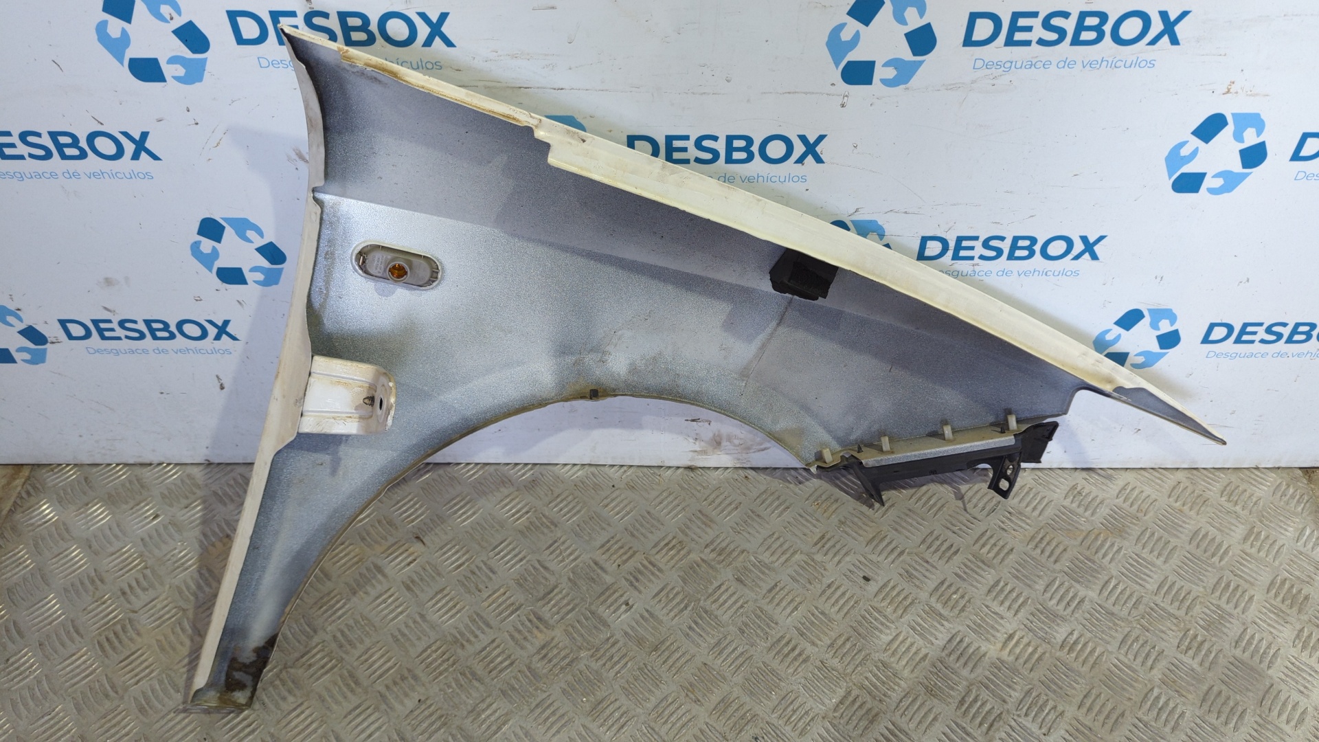 ALETA DELANTERA IZQUIERDA SEAT IBIZA (6J5) - vista 2