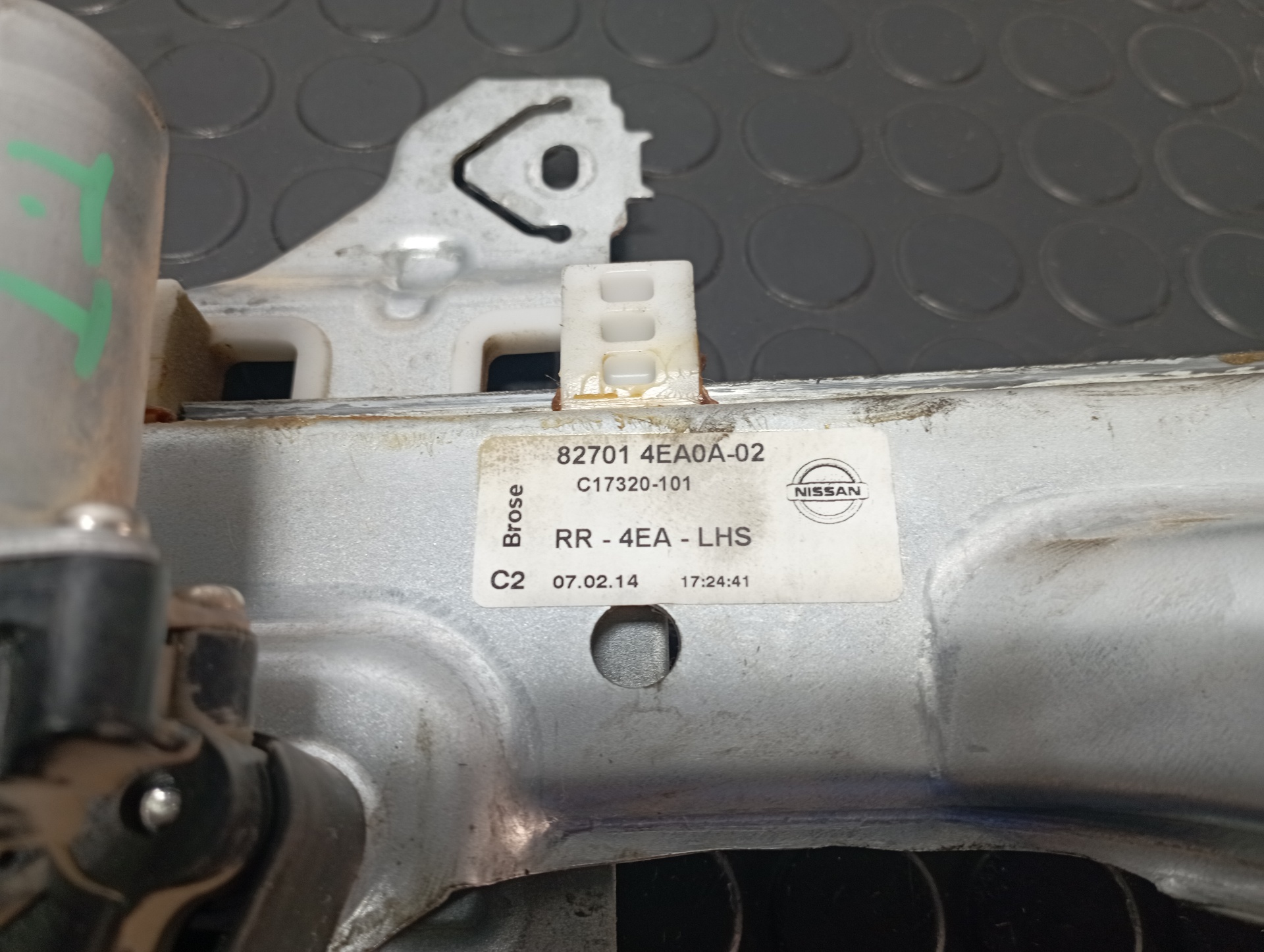 ELEVALUNAS TRASERO IZQUIERDO NISSAN QASHQAI (J11) - vista 2