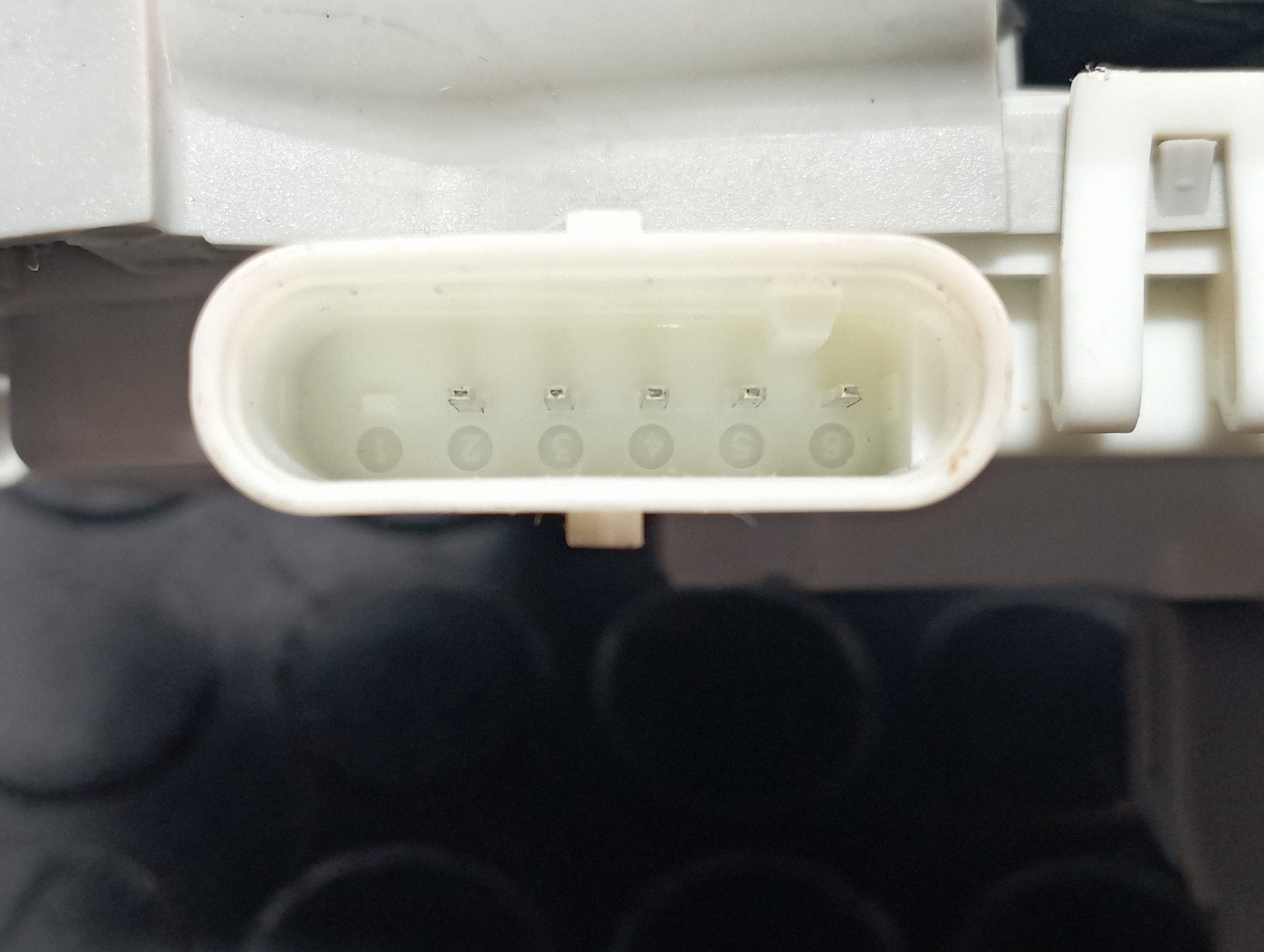 CERRADURA PUERTA TRASERA DERECHA AUDI A1 SPORTBACK (8XF) - vista 4