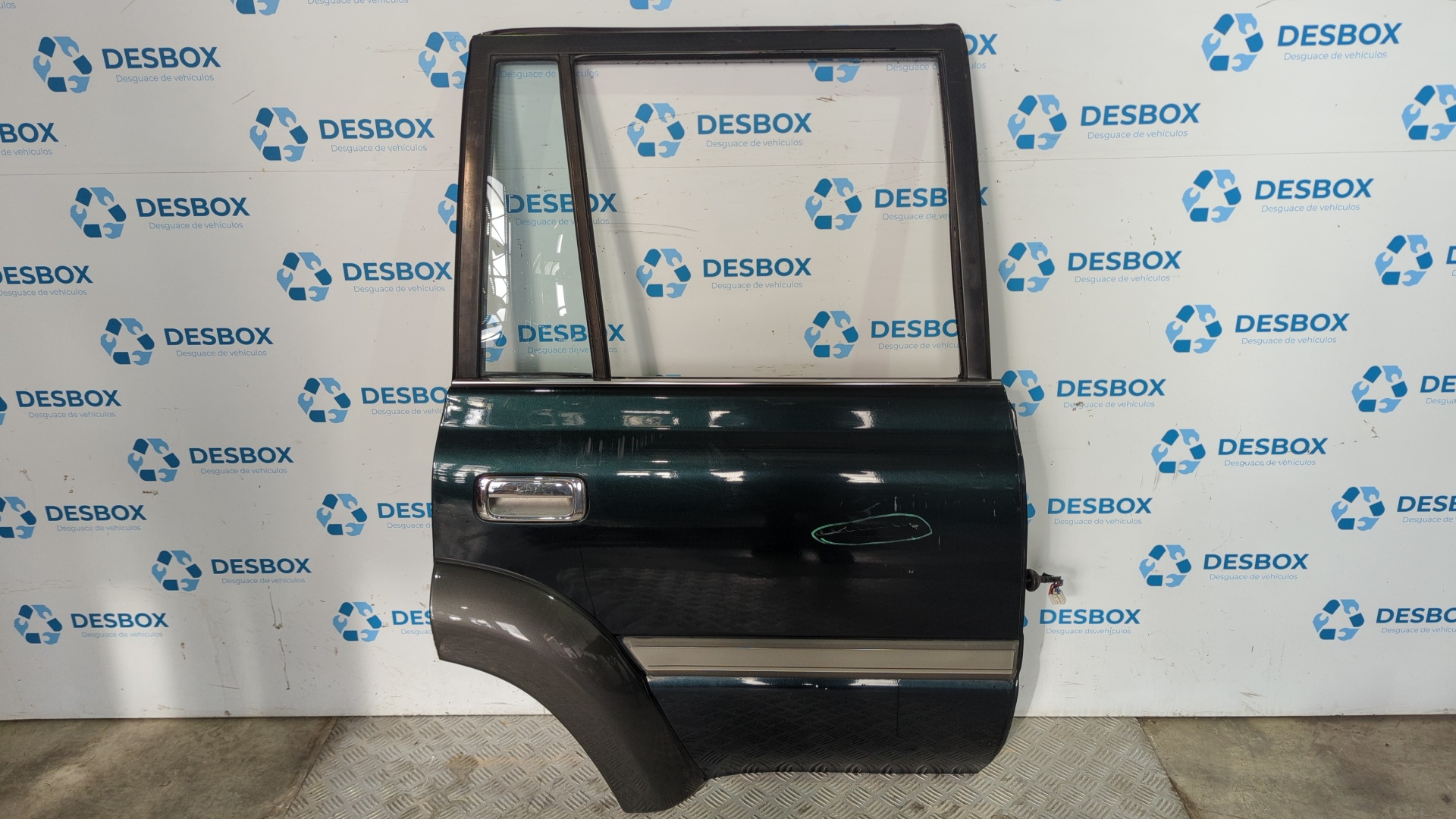 PUERTA TRASERA DERECHA TOYOTA LAND CRUISER HDJ80