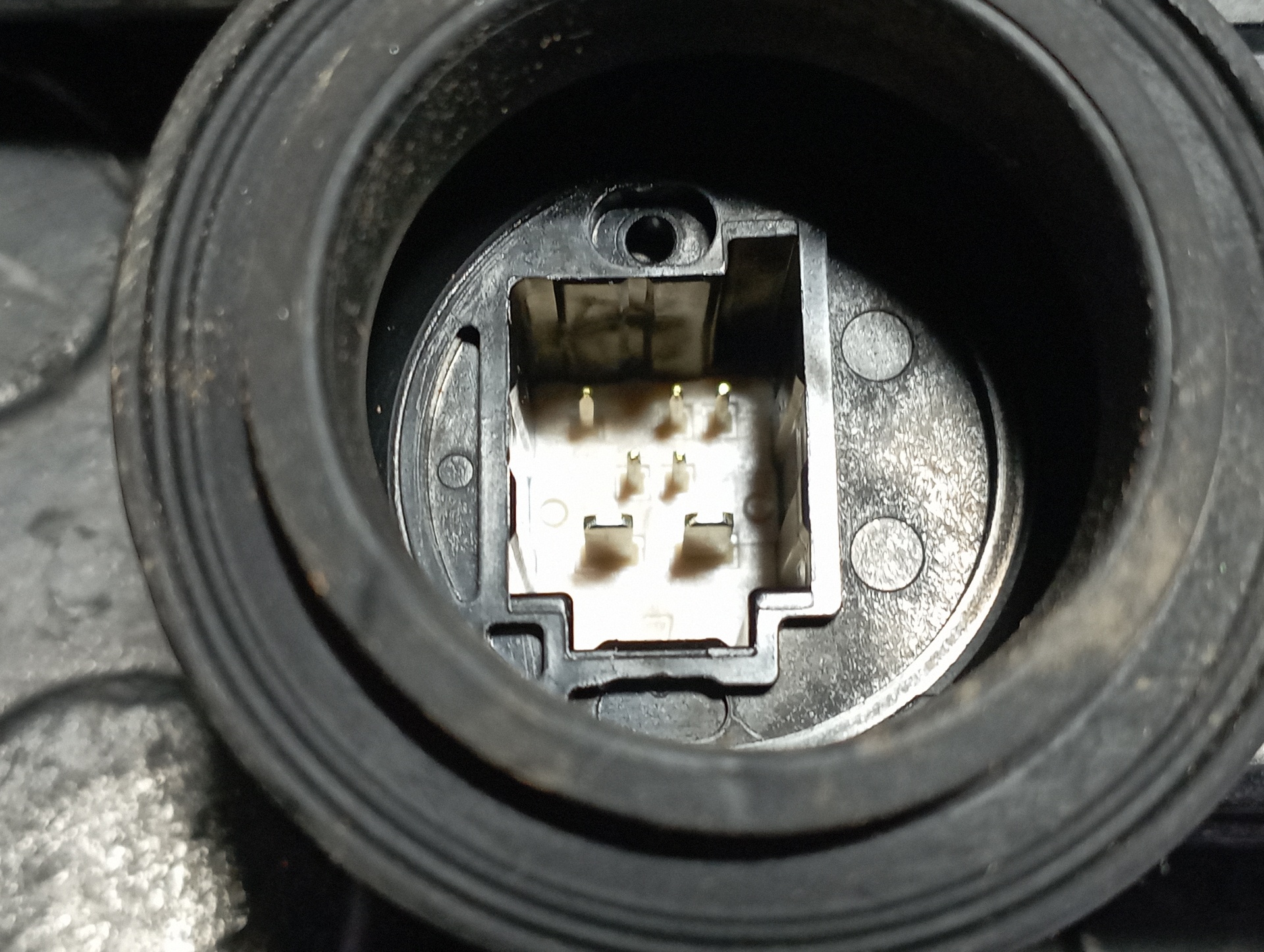 ELEVALUNAS TRASERO DERECHO TOYOTA YARIS (XP21) - vista 3