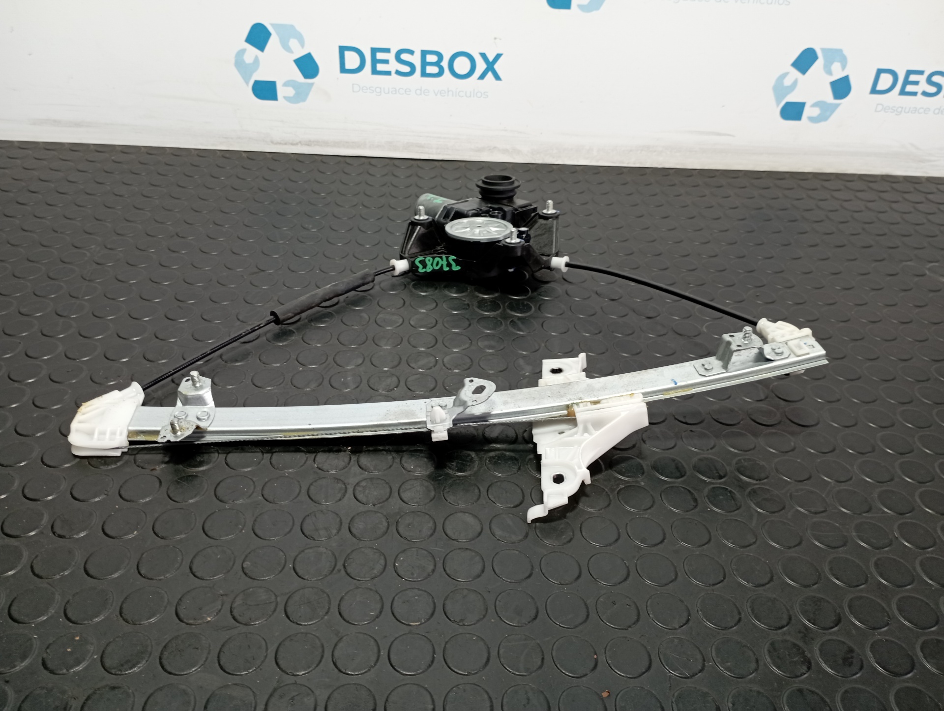 ELEVALUNAS TRASERO IZQUIERDO TOYOTA YARIS (XP21) - vista 3