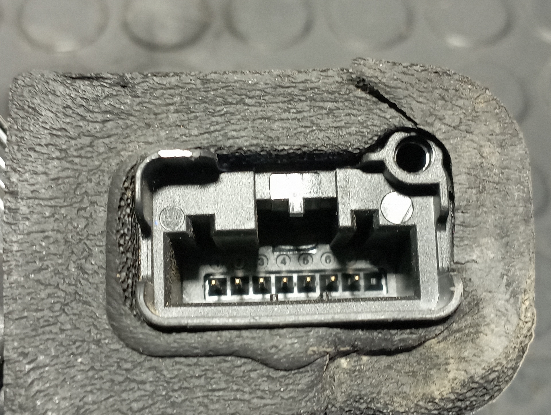 CERRADURA PUERTA TRASERA DERECHA VOLKSWAGEN TIGUAN - vista 2