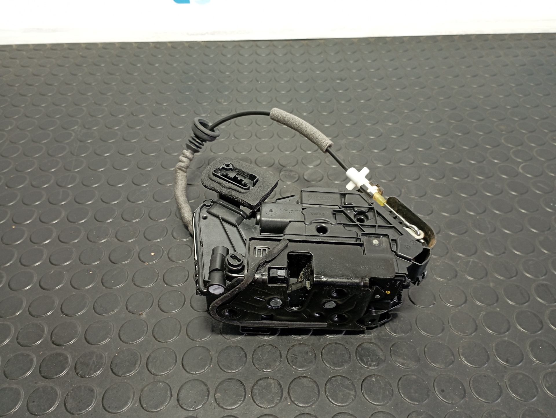 CERRADURA PUERTA DELANTERA IZQUIERDA VOLKSWAGEN TIGUAN - vista 4