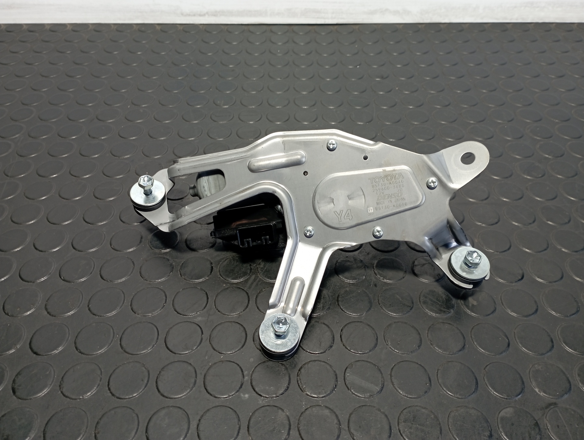 MOTOR LIMPIA TRASERO TOYOTA YARIS (XP21) - vista 3