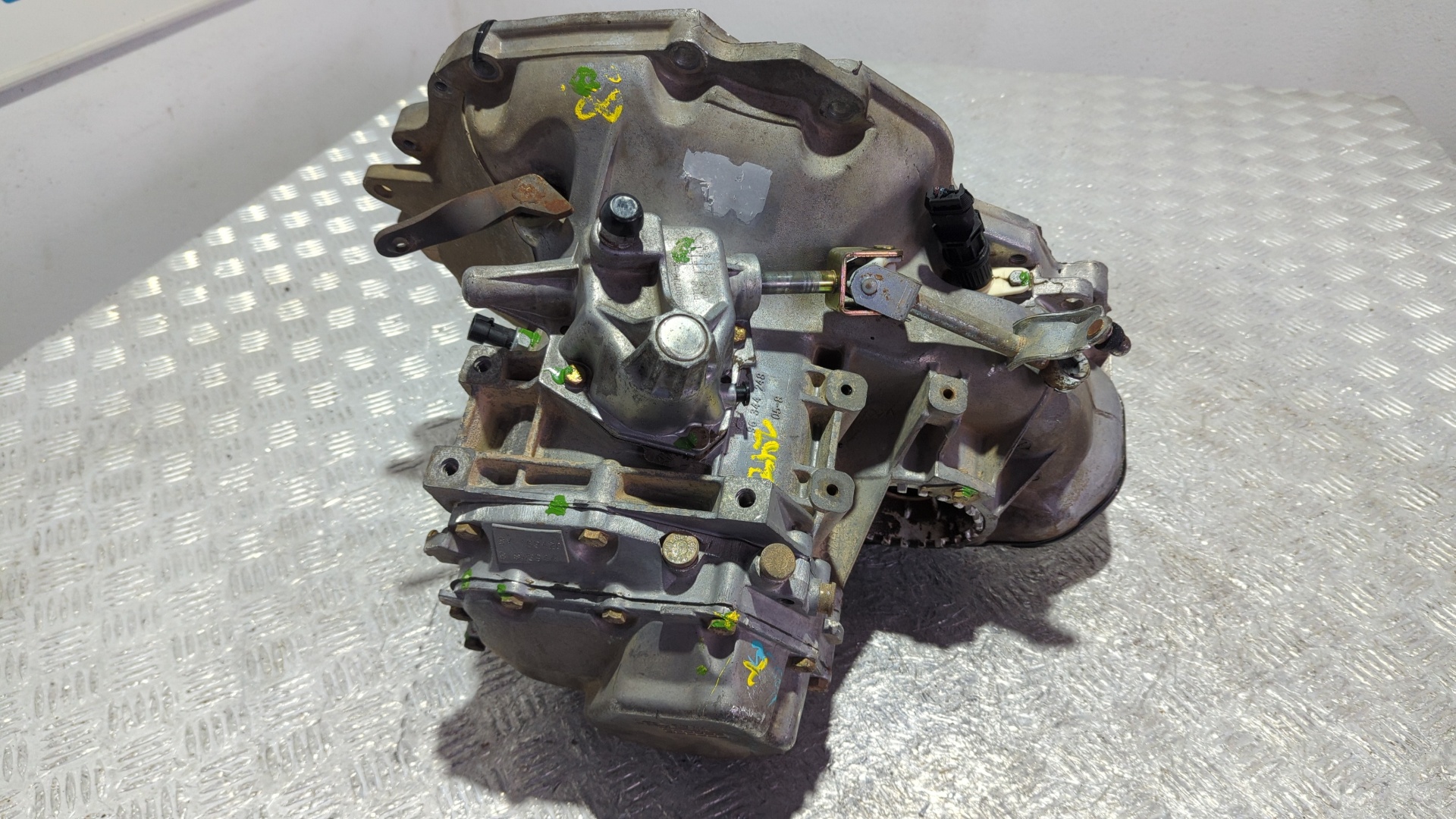 CAJA CAMBIOS CHEVROLET AVEO - vista 2