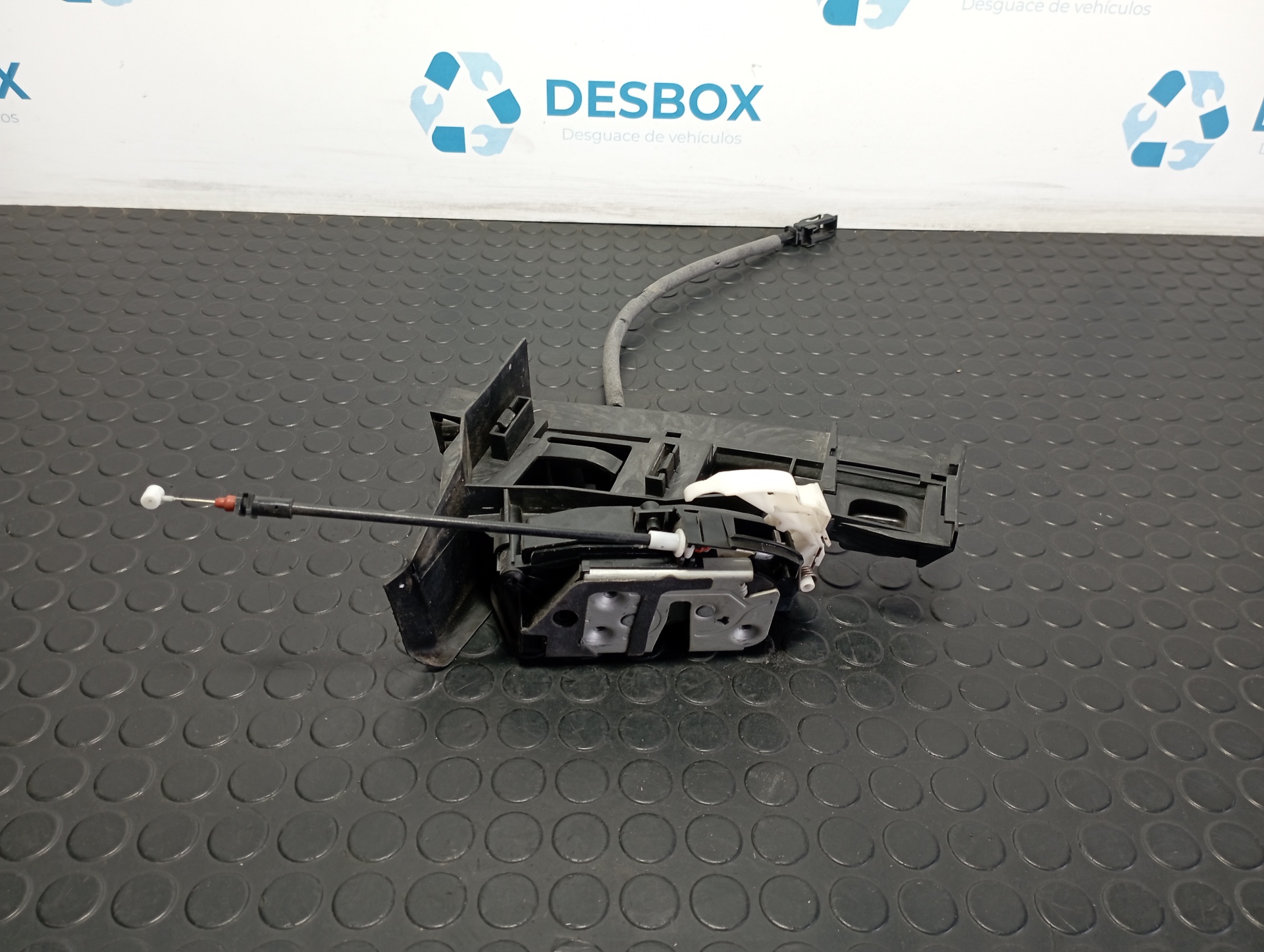 CERRADURA PUERTA TRASERA DERECHA FORD FOCUS TURN. - vista 4