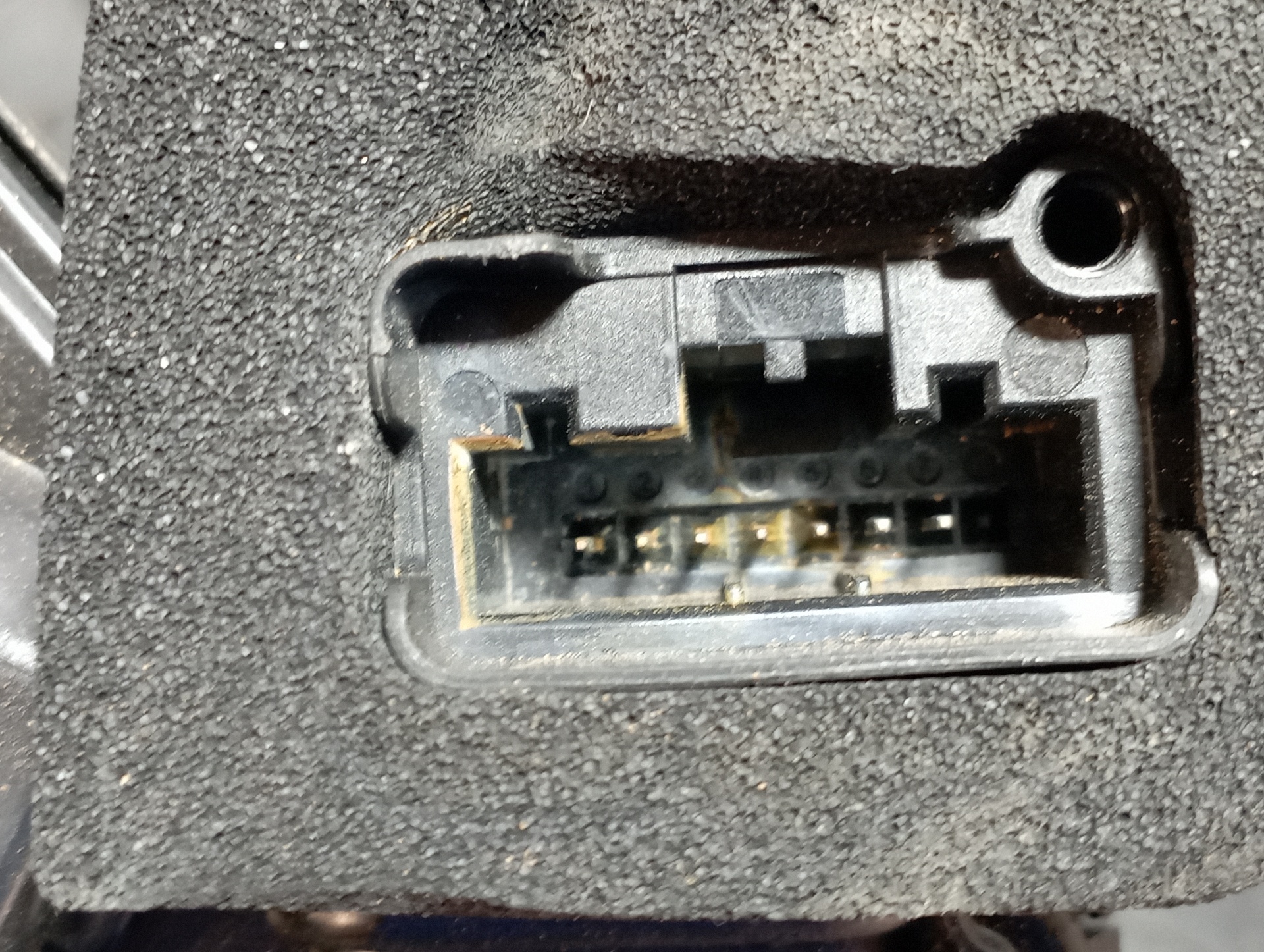 CERRADURA PUERTA DELANTERA DERECHA AUDI Q3 (F3B) - vista 3