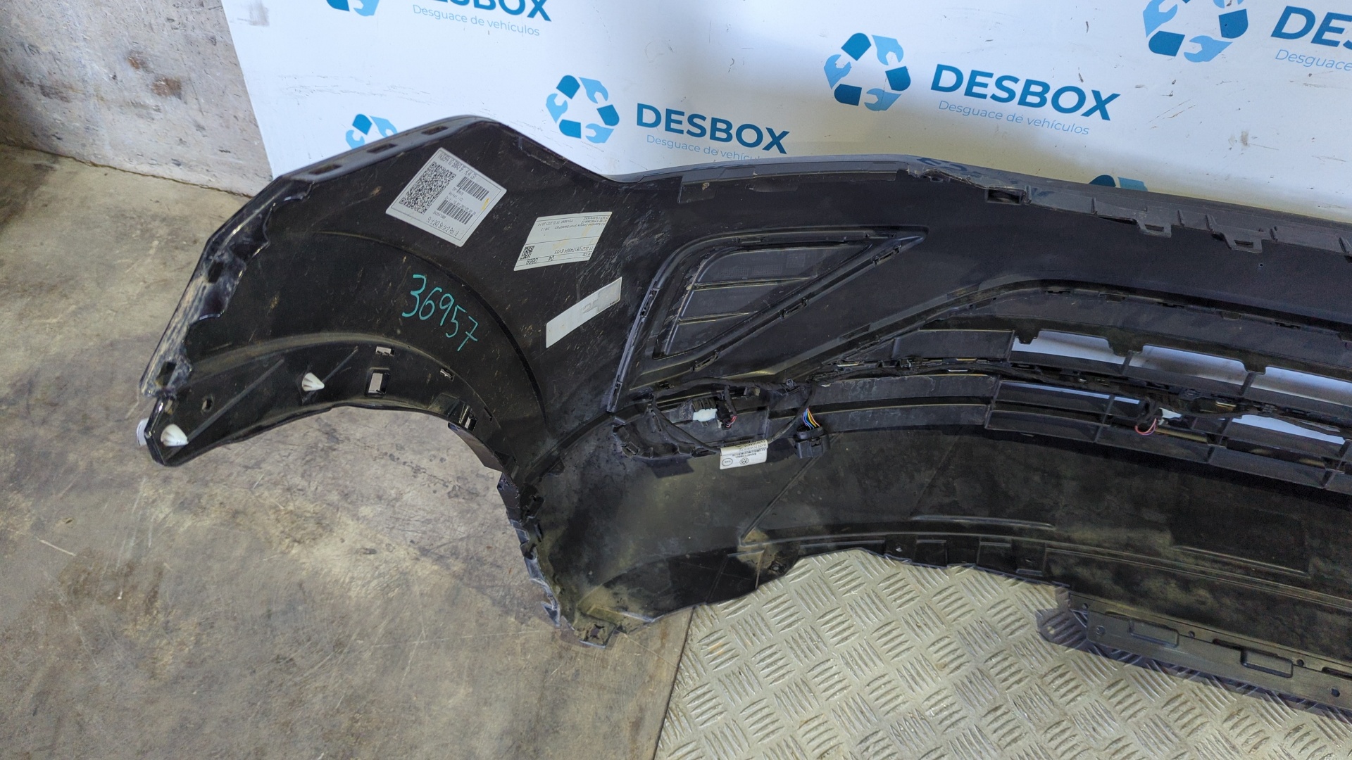 PARAGOLPES DELANTERO VOLKSWAGEN TIGUAN - vista 2