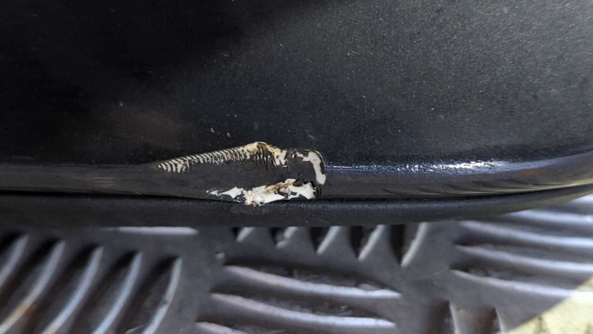 PARAGOLPES DELANTERO FORD FOCUS TURN. - vista 2