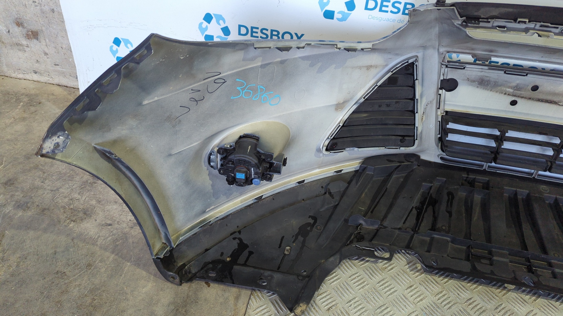 PARAGOLPES DELANTERO FORD FOCUS TURN. - vista 8