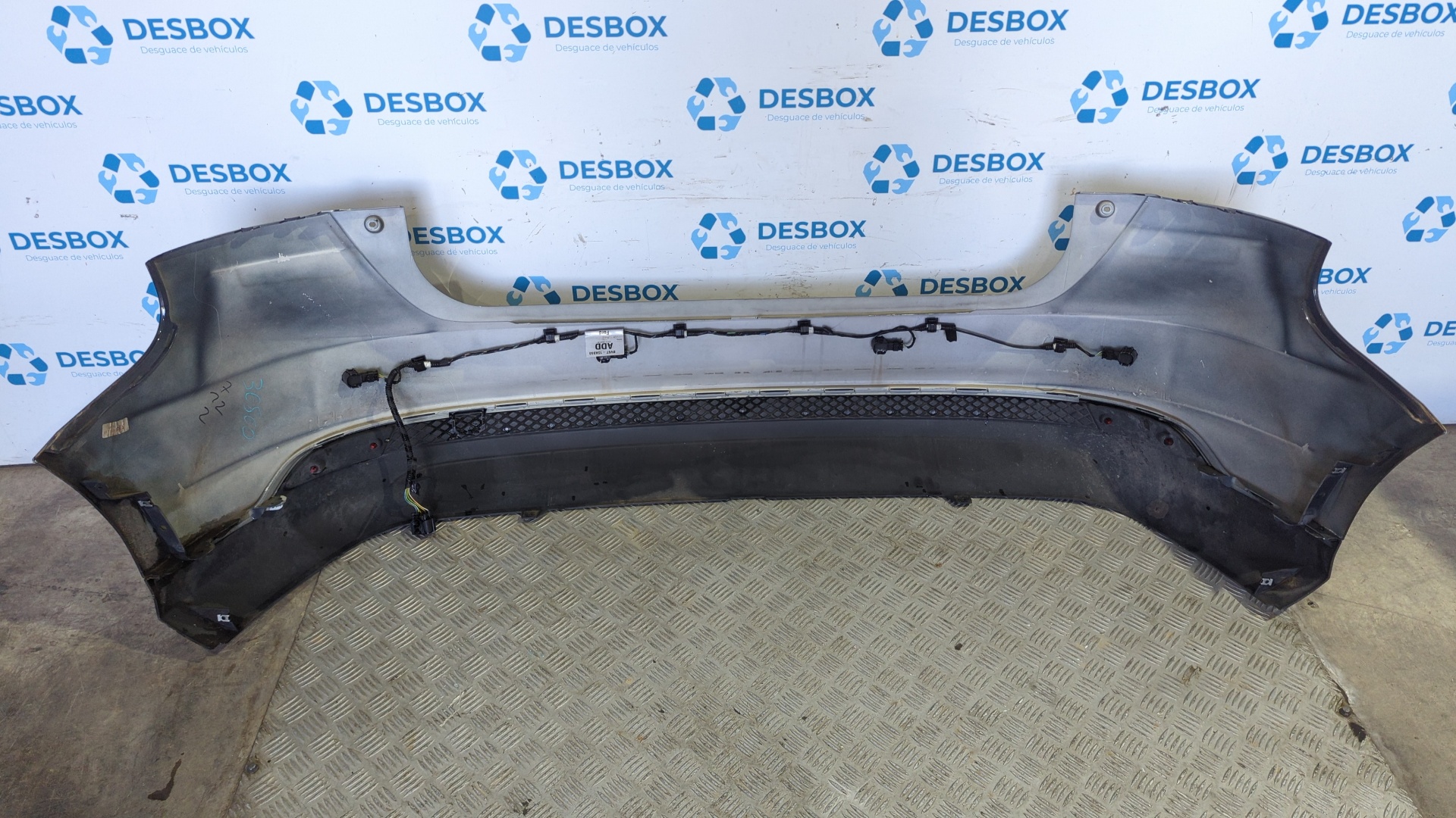 PARAGOLPES TRASERO FORD FOCUS TURN. - vista 2