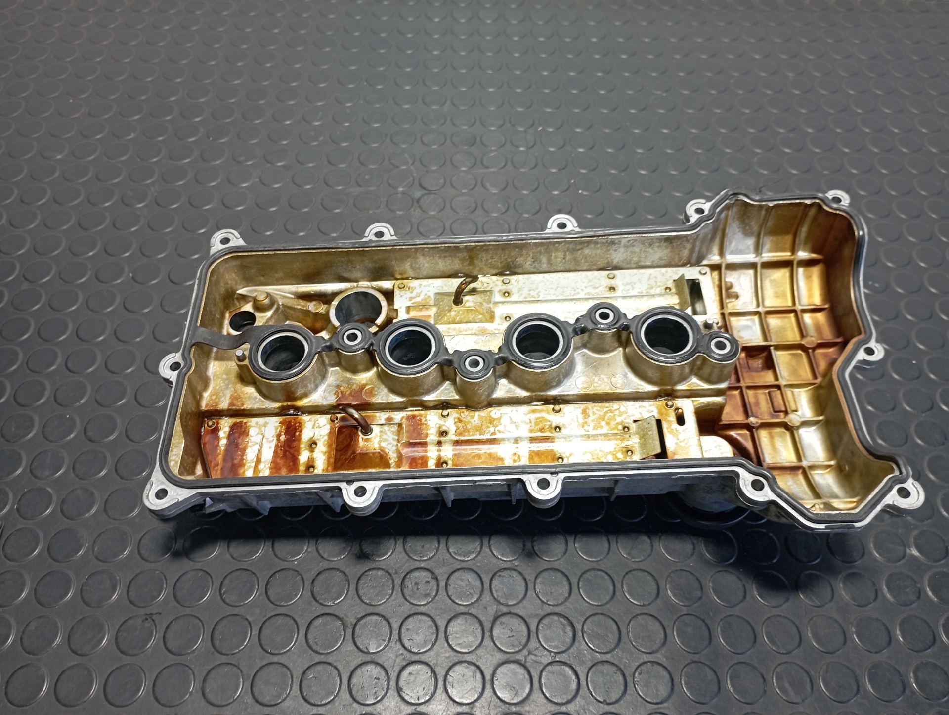 TAPA BALANCINES HYUNDAI IONIQ 6 - vista 2