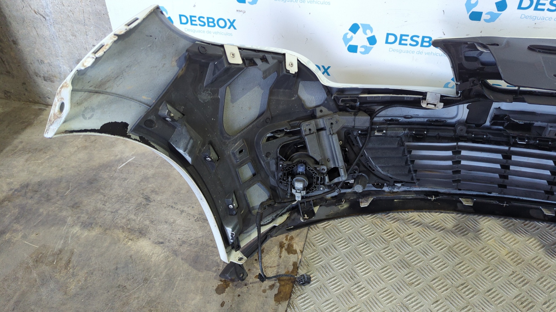 PARAGOLPES DELANTERO RENAULT MEGANE III BERLINA 5 P - vista 4