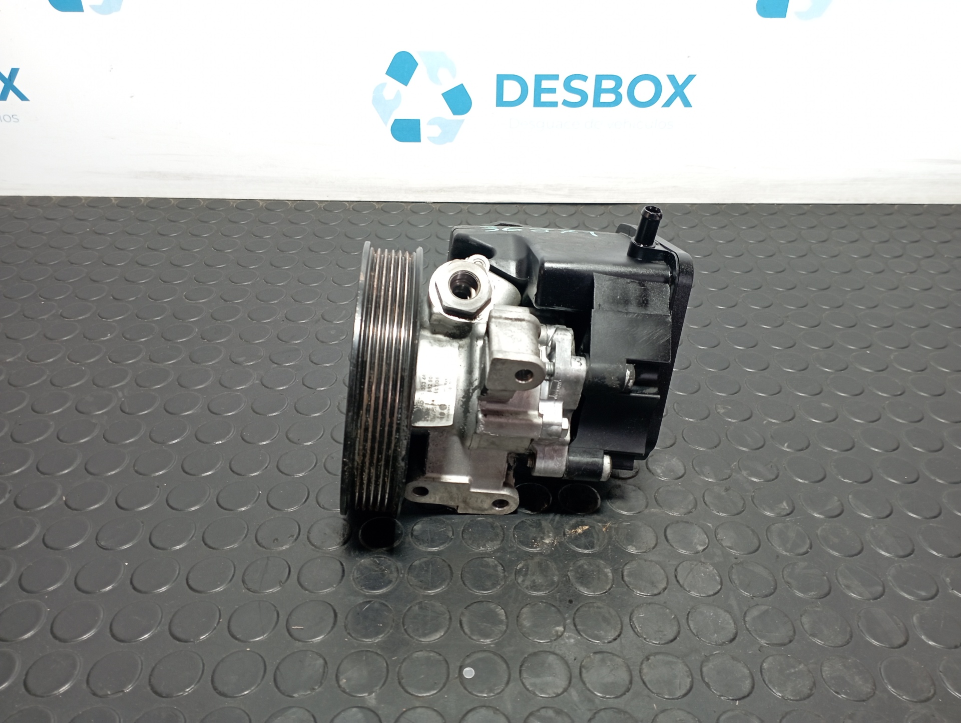 BOMBA DIRECCION MERCEDES-BENZ VITO (W639) BASIC, COMBI - vista 4