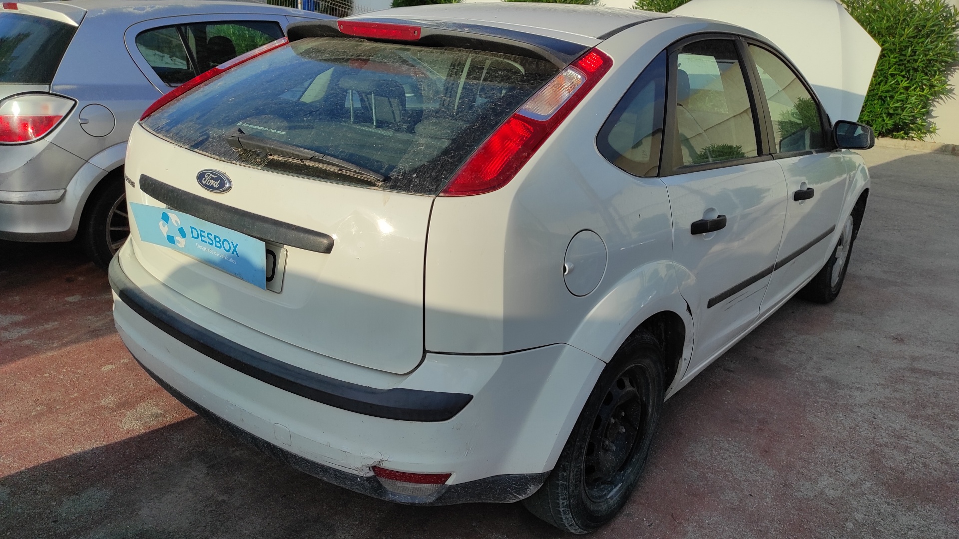 REJILLA DELANTERA FORD FOCUS BERLINA (CAP) - vista 6