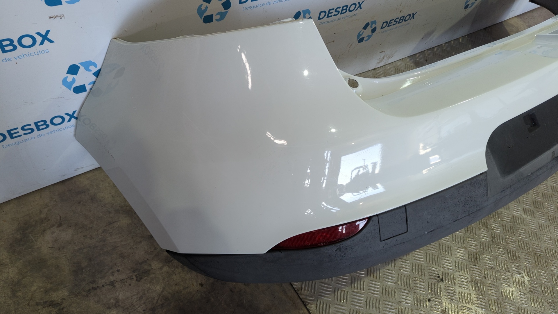 PARAGOLPES TRASERO RENAULT MEGANE III BERLINA 5 P - vista 6