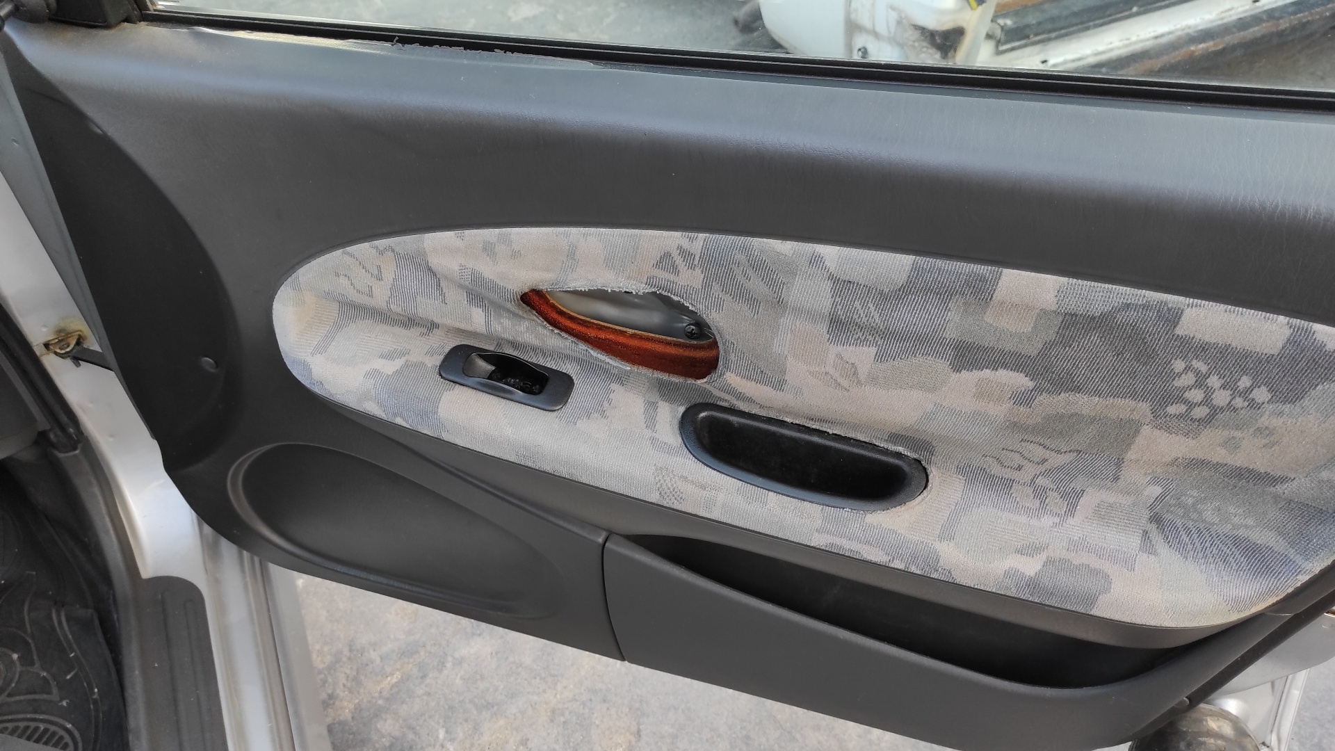 CATALIZADOR MITSUBISHI CARISMA BERINA 5 (DA0) - vista 2