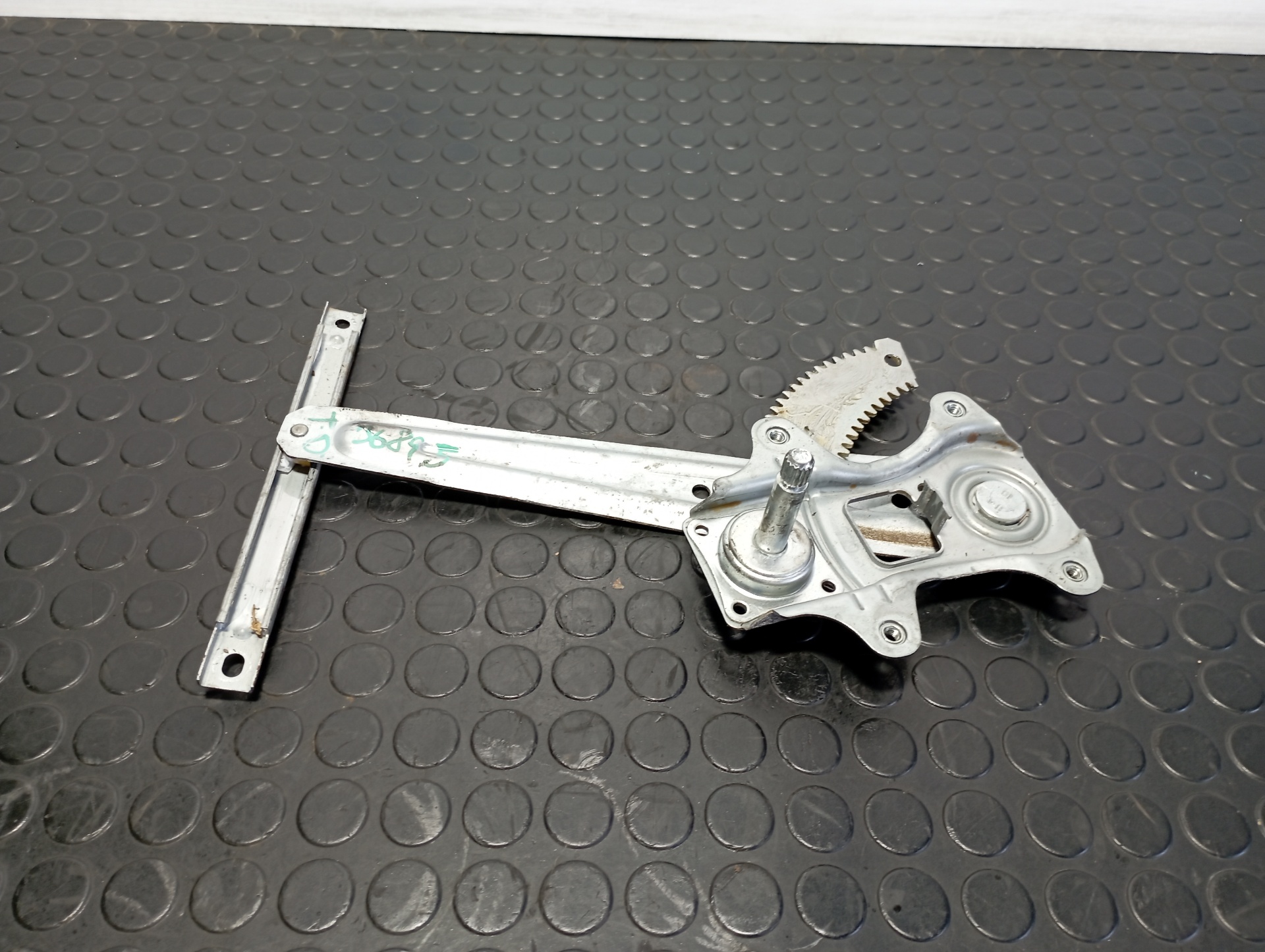 ELEVALUNAS TRASERO DERECHO NISSAN MICRA V (K14) - vista 2