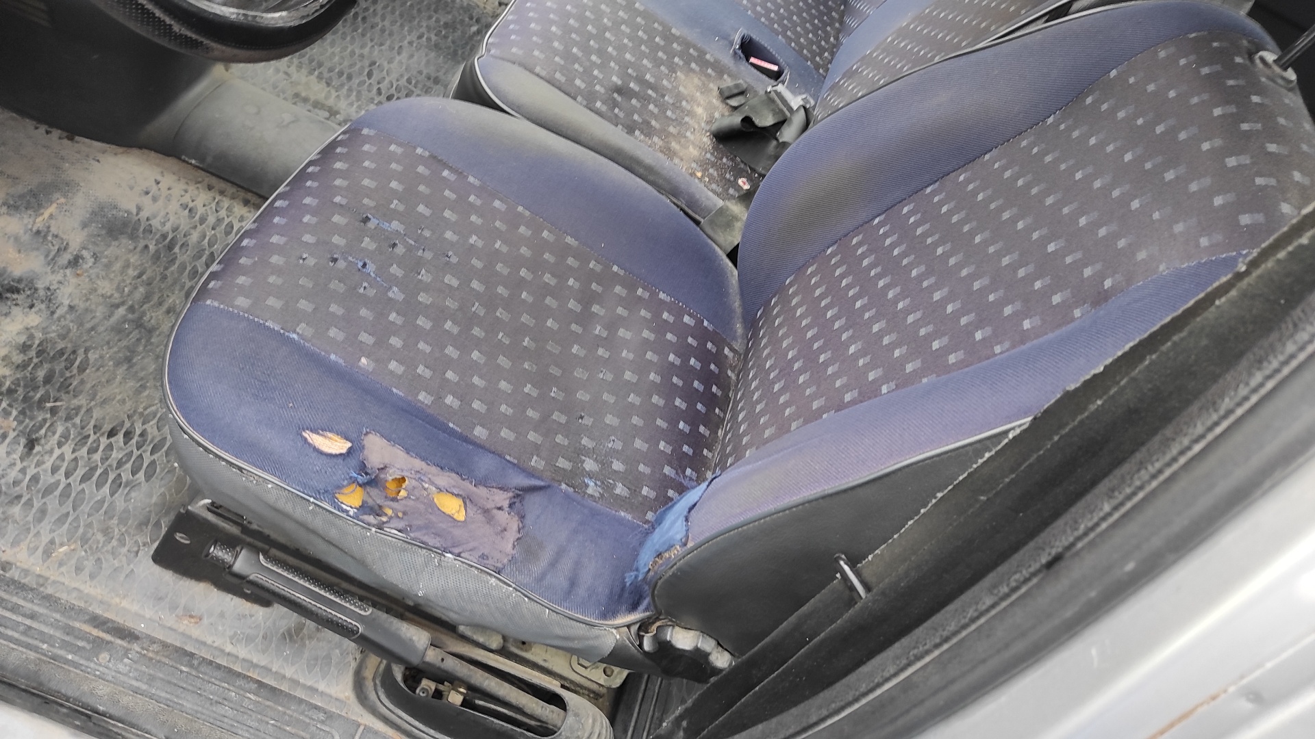 REJILLA DELANTERA PEUGEOT EXPERT KOMBI - vista 6